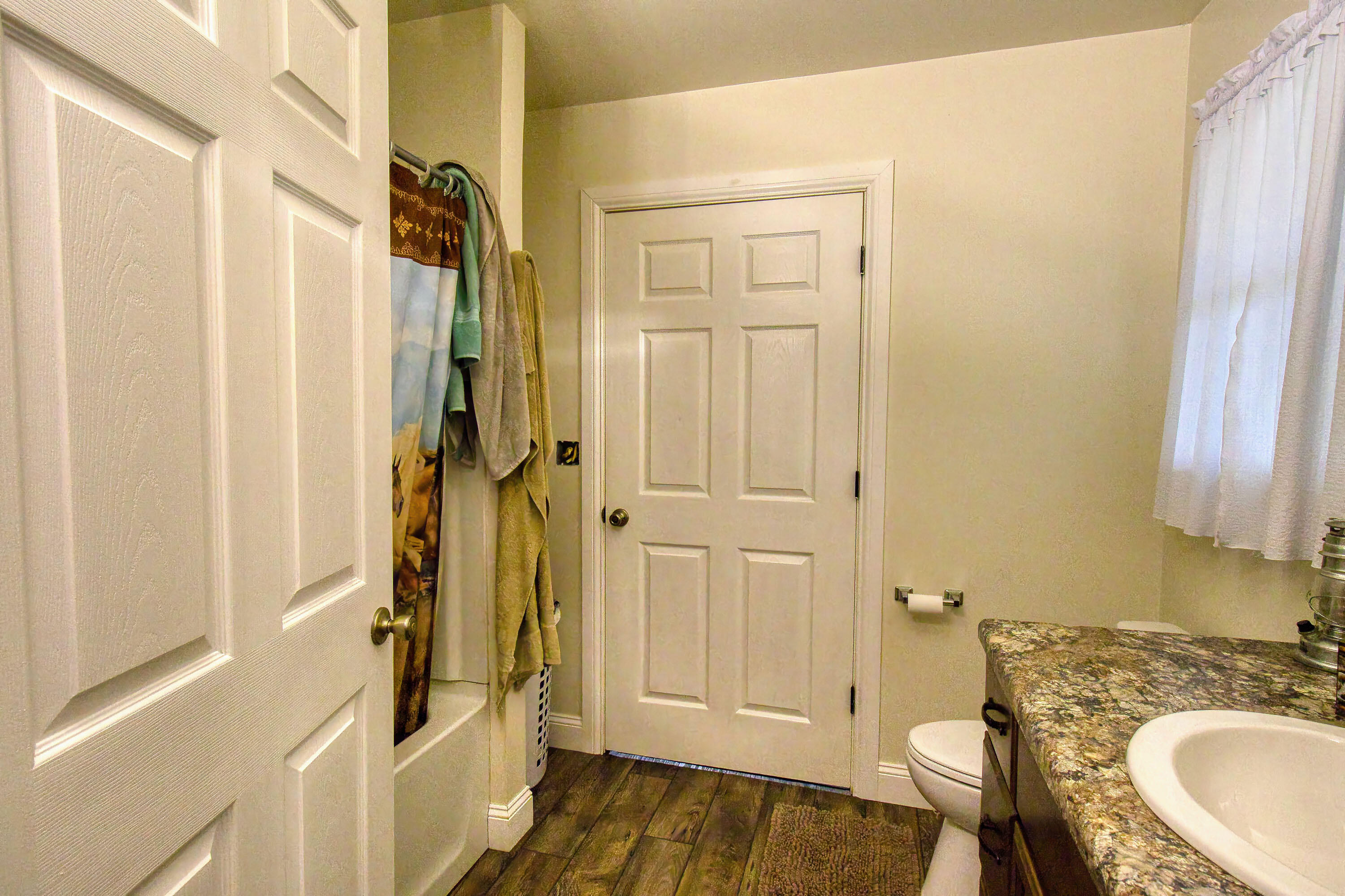 17522 East N Highway Property Photo 84