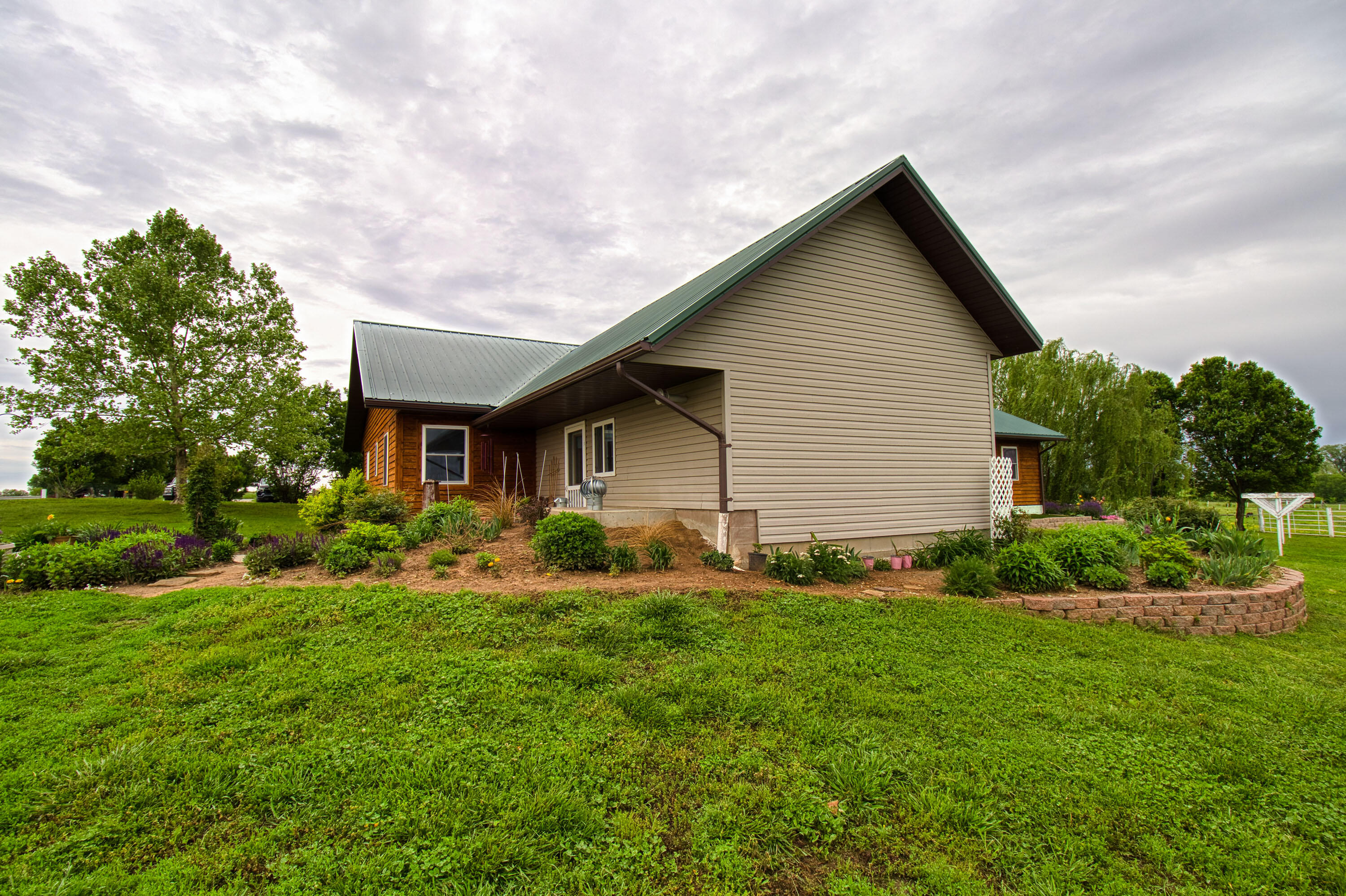 17522 East N Highway Property Photo 116