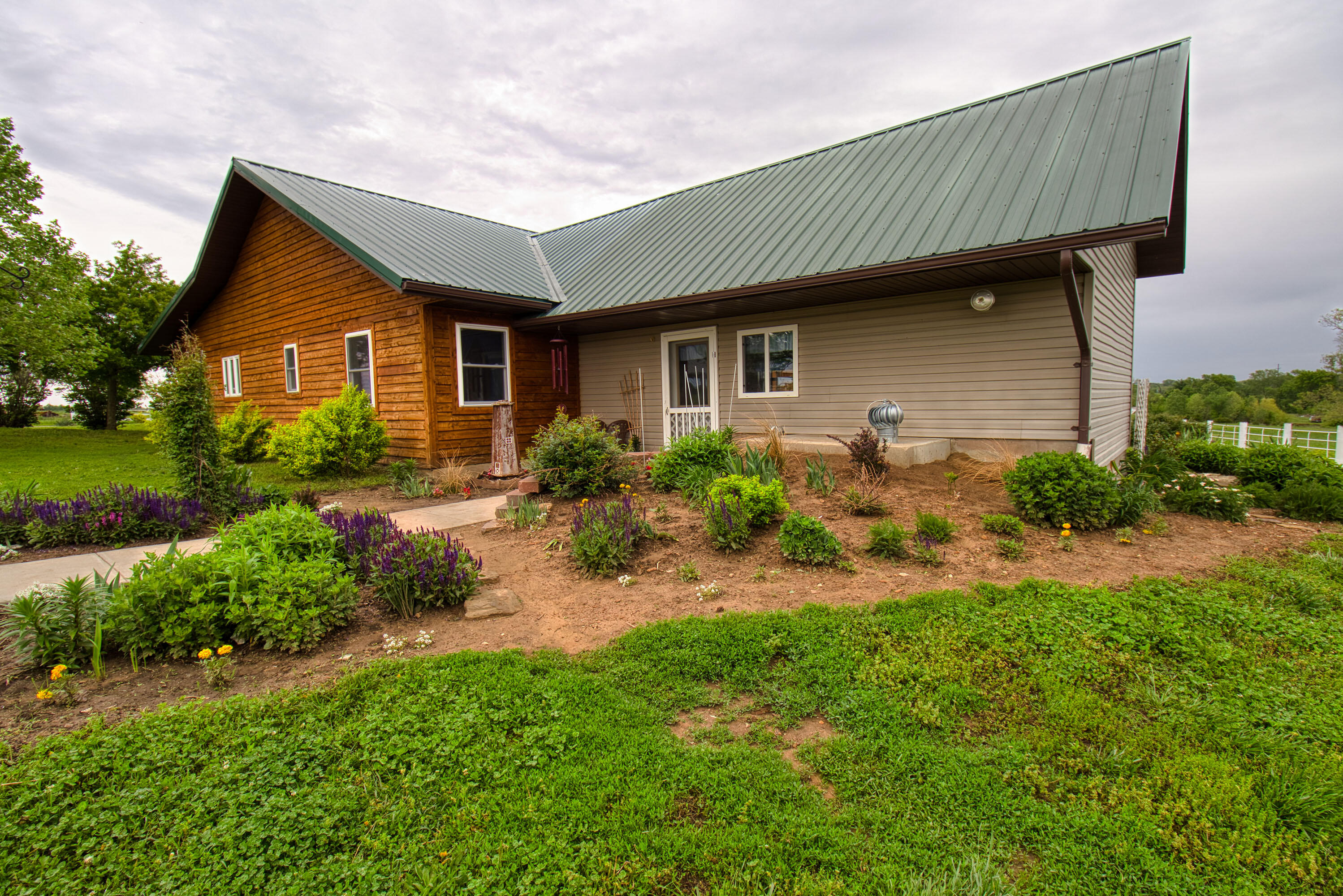 17522 East N Highway Property Photo 117