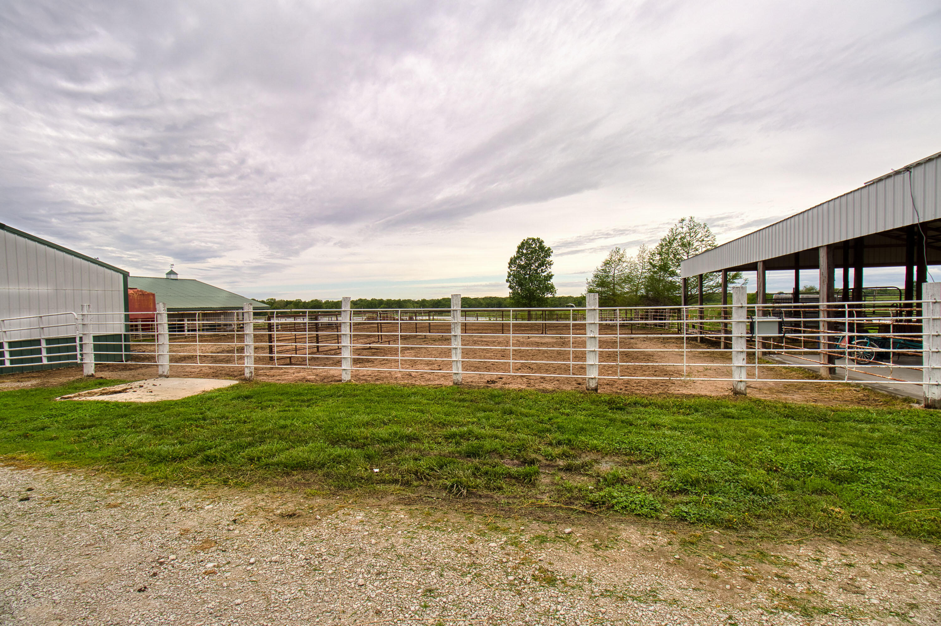 17522 East N Highway Property Photo 121