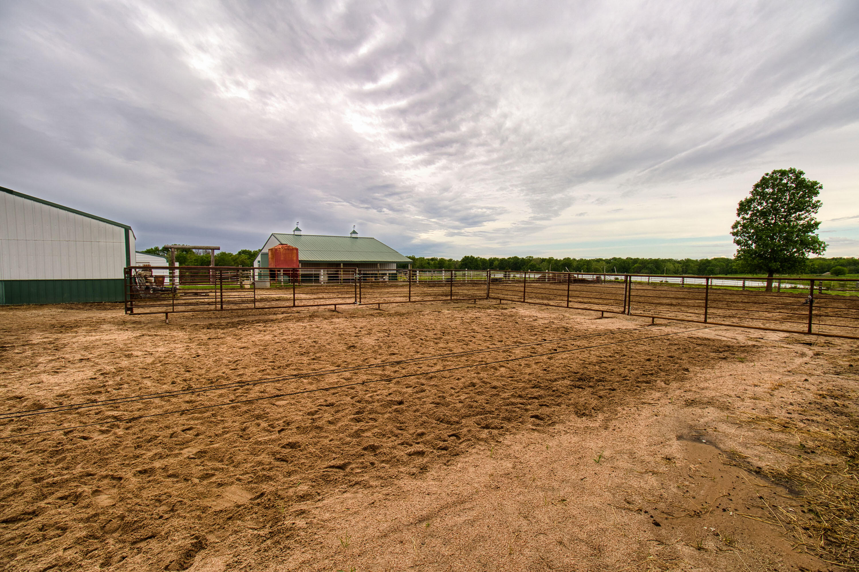 17522 East N Highway Property Photo 125