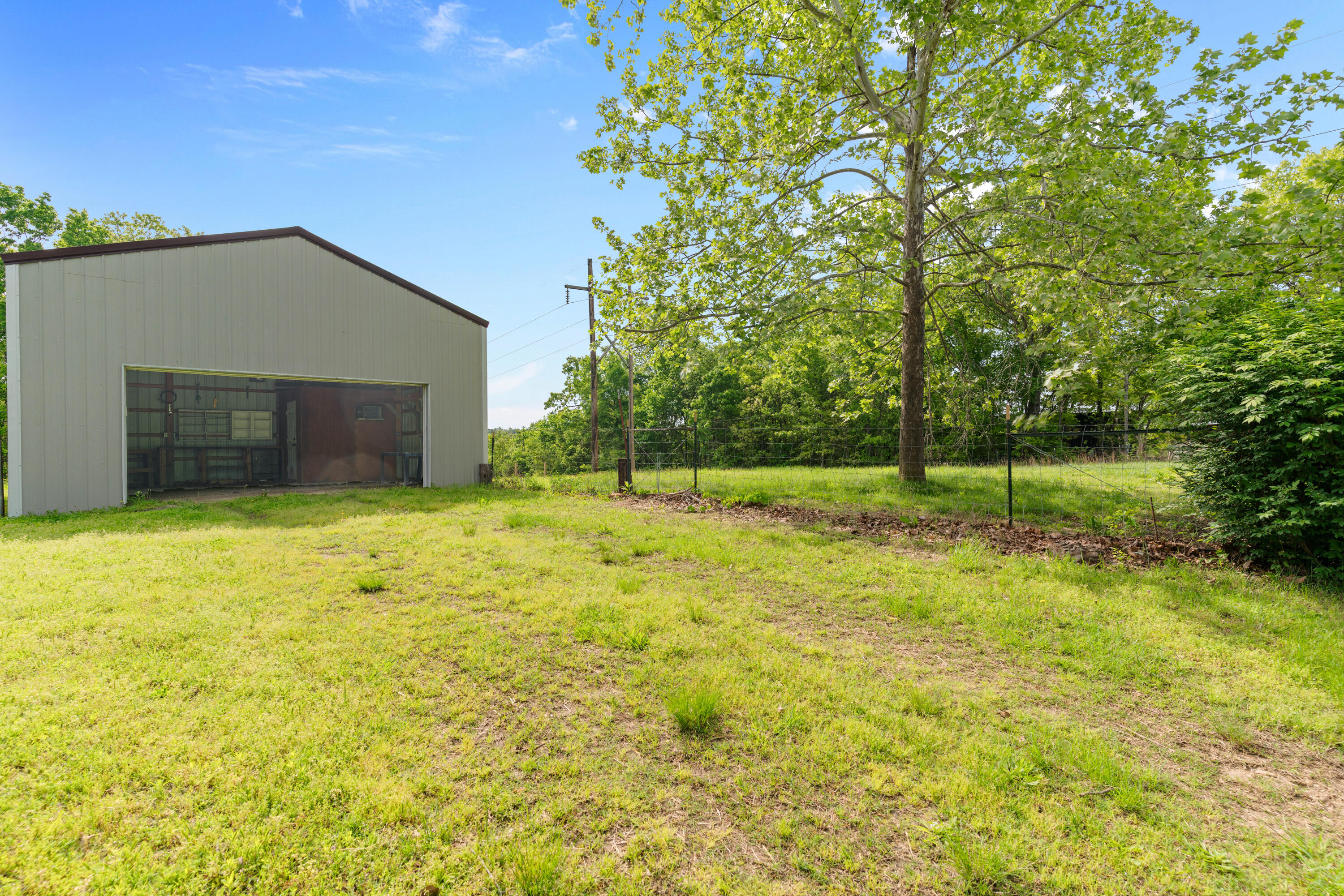 245 Country Hills Road Property Photo 32
