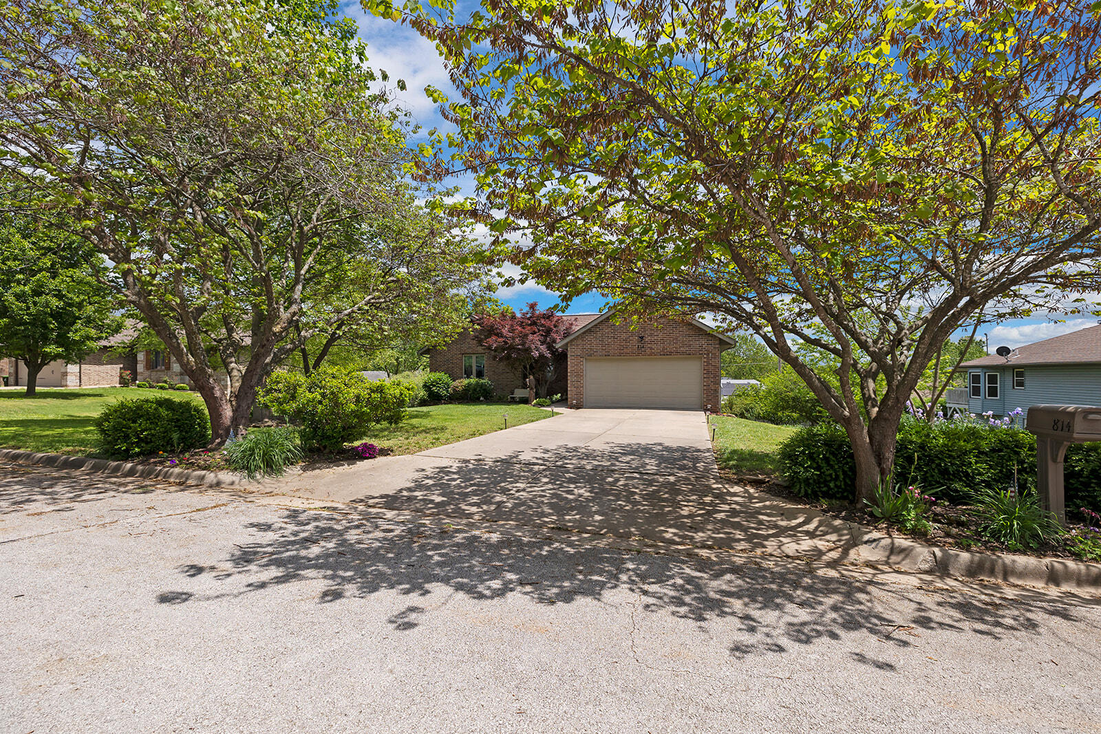 814 Barwick Place Property Photo 1