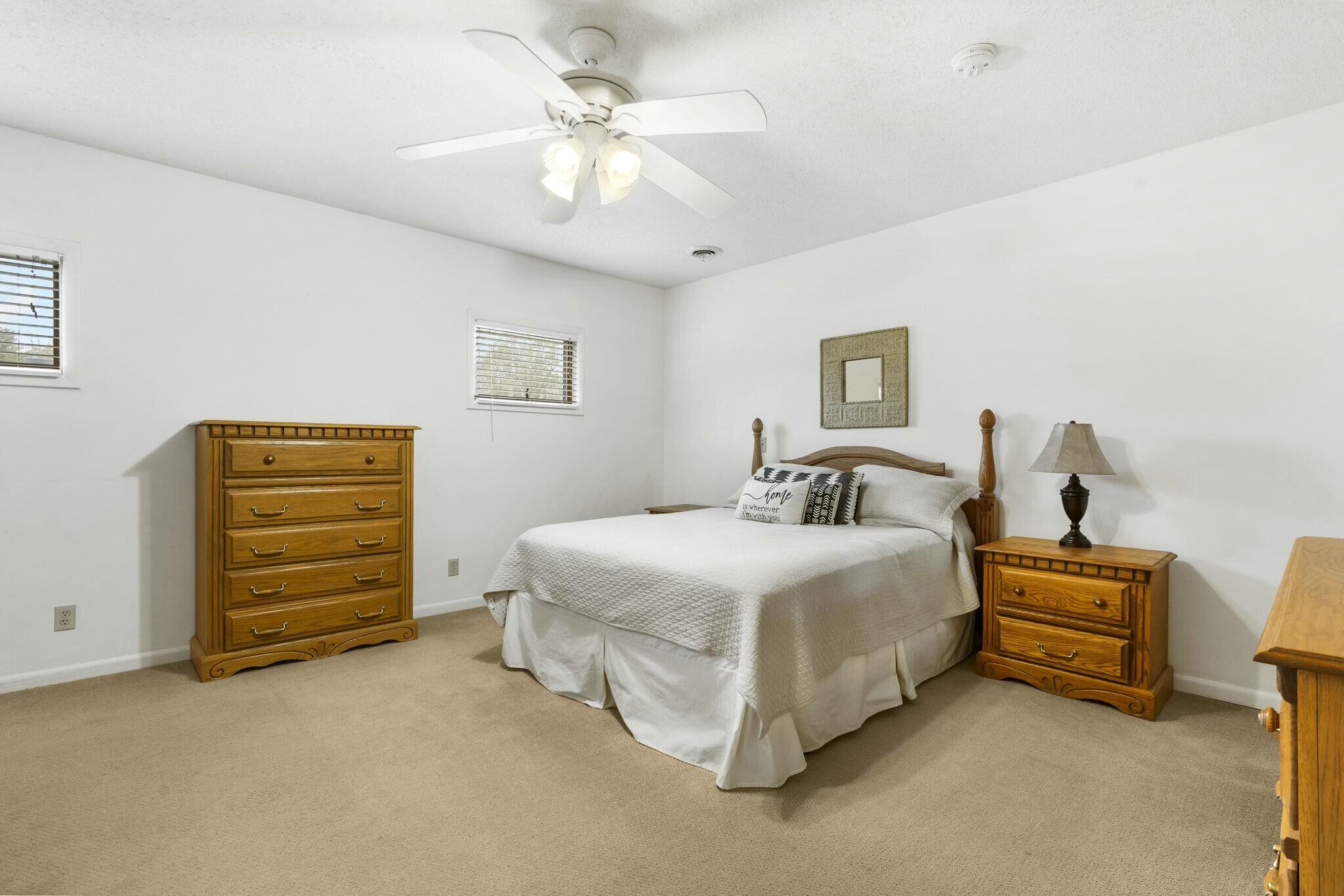 10 Stagecoach Lane Property Photo 25