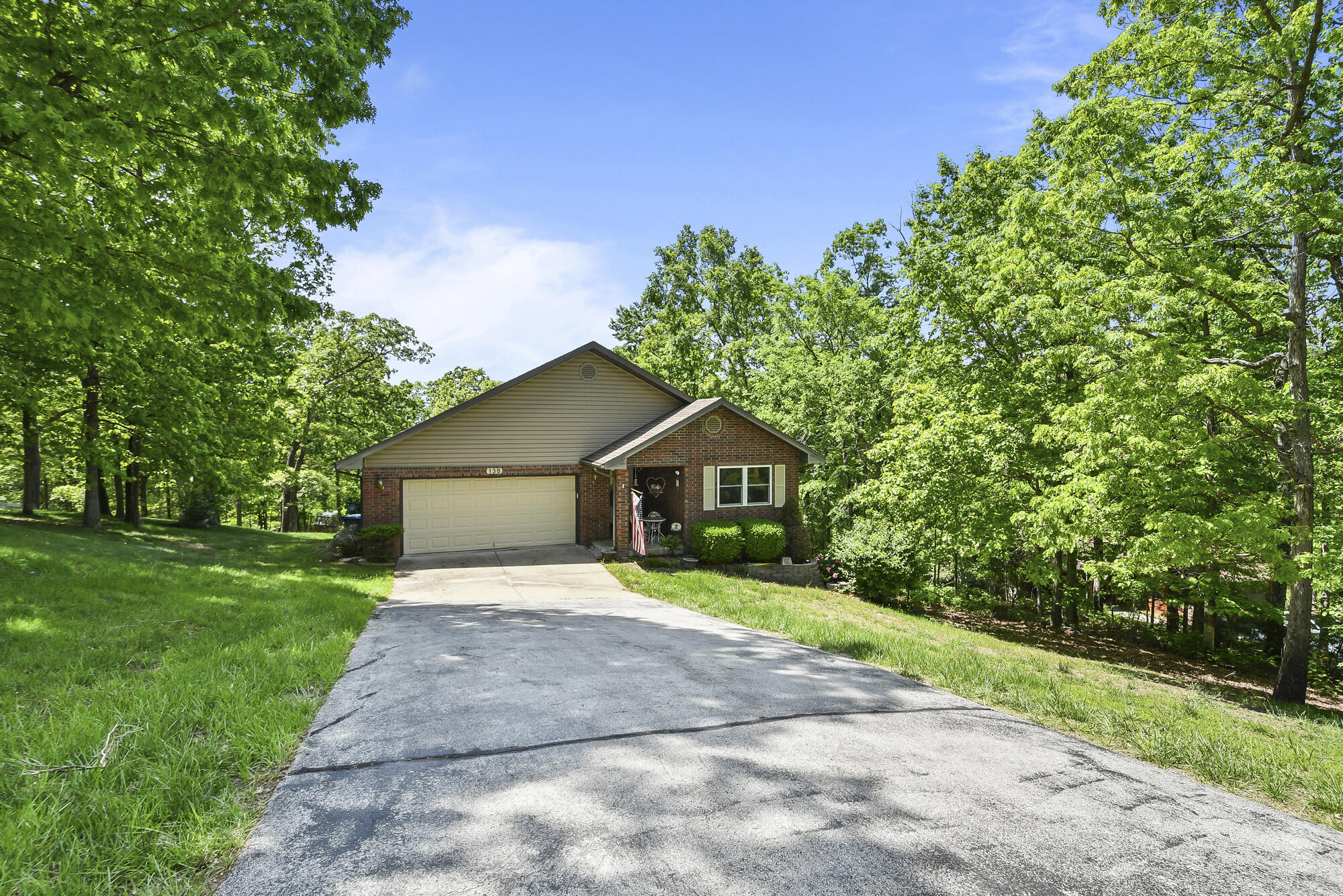 138 Canyon Forest Circle Property Photo 2