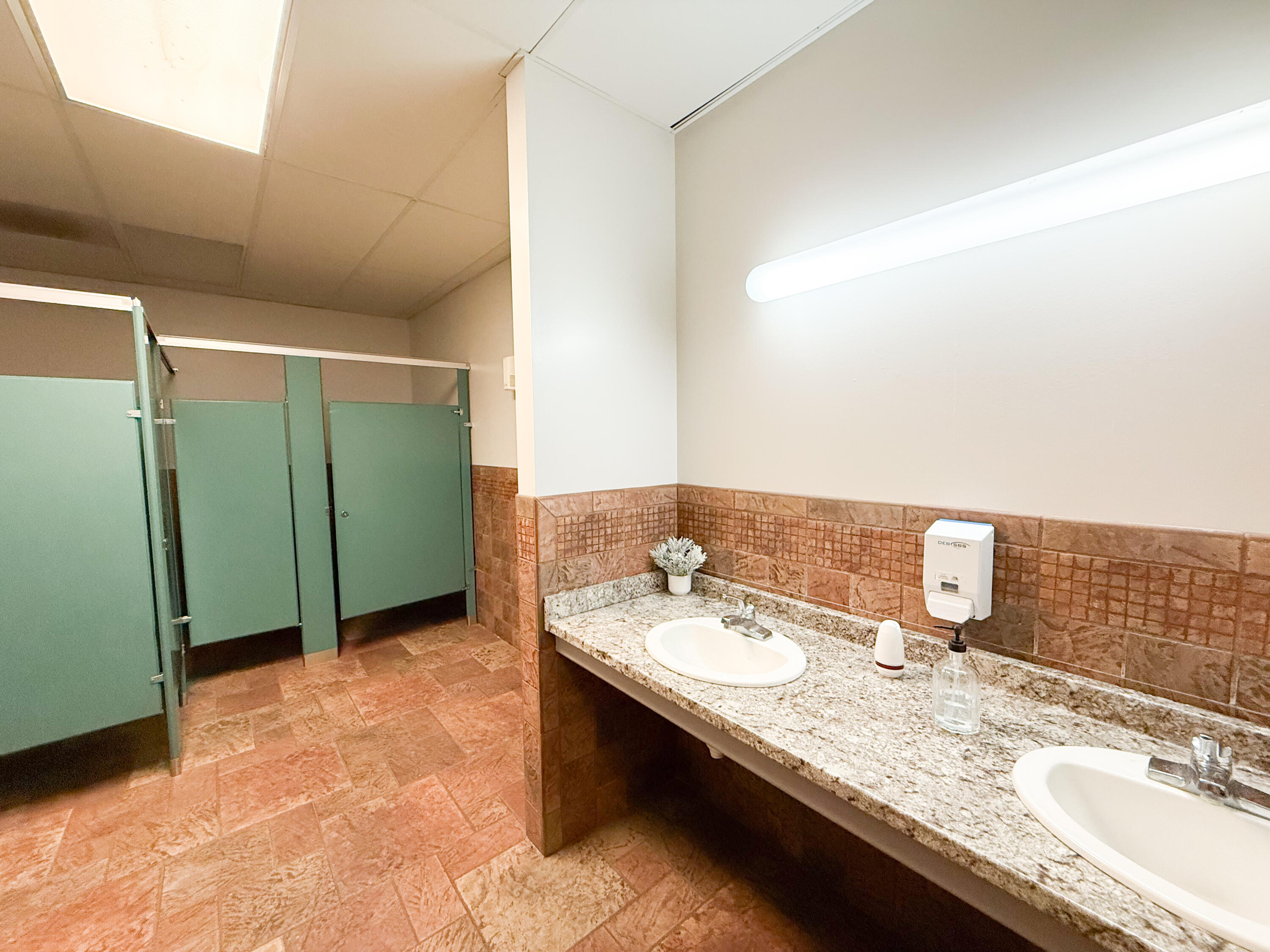 4910 Us Highway 65 Property Photo 14