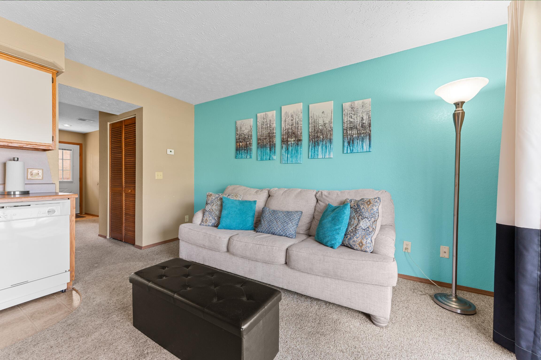 9 Scenic Court 2 Property Photo 3
