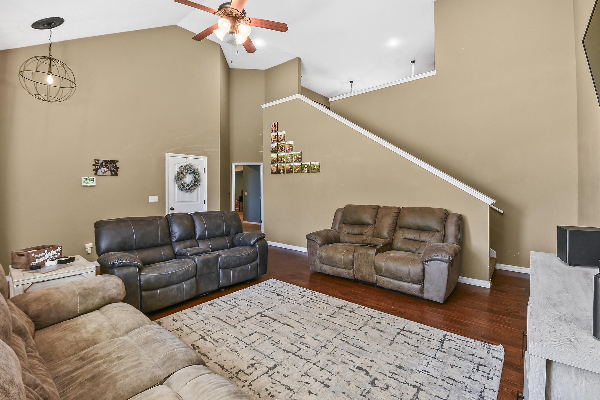 2107 South Gristmill Court Property Photo 10
