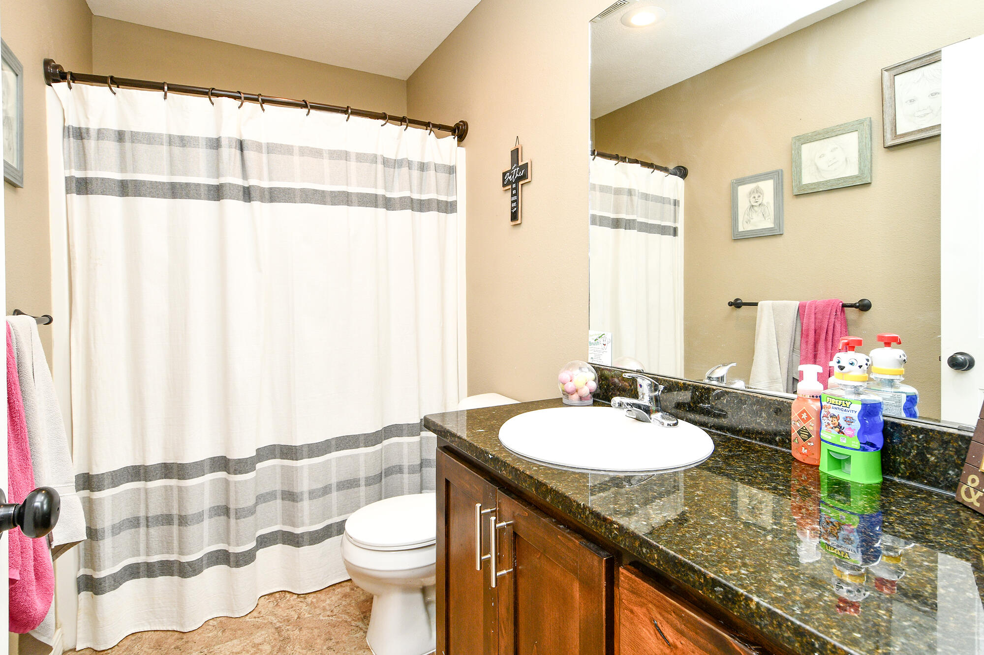 2107 South Gristmill Court Property Photo 15