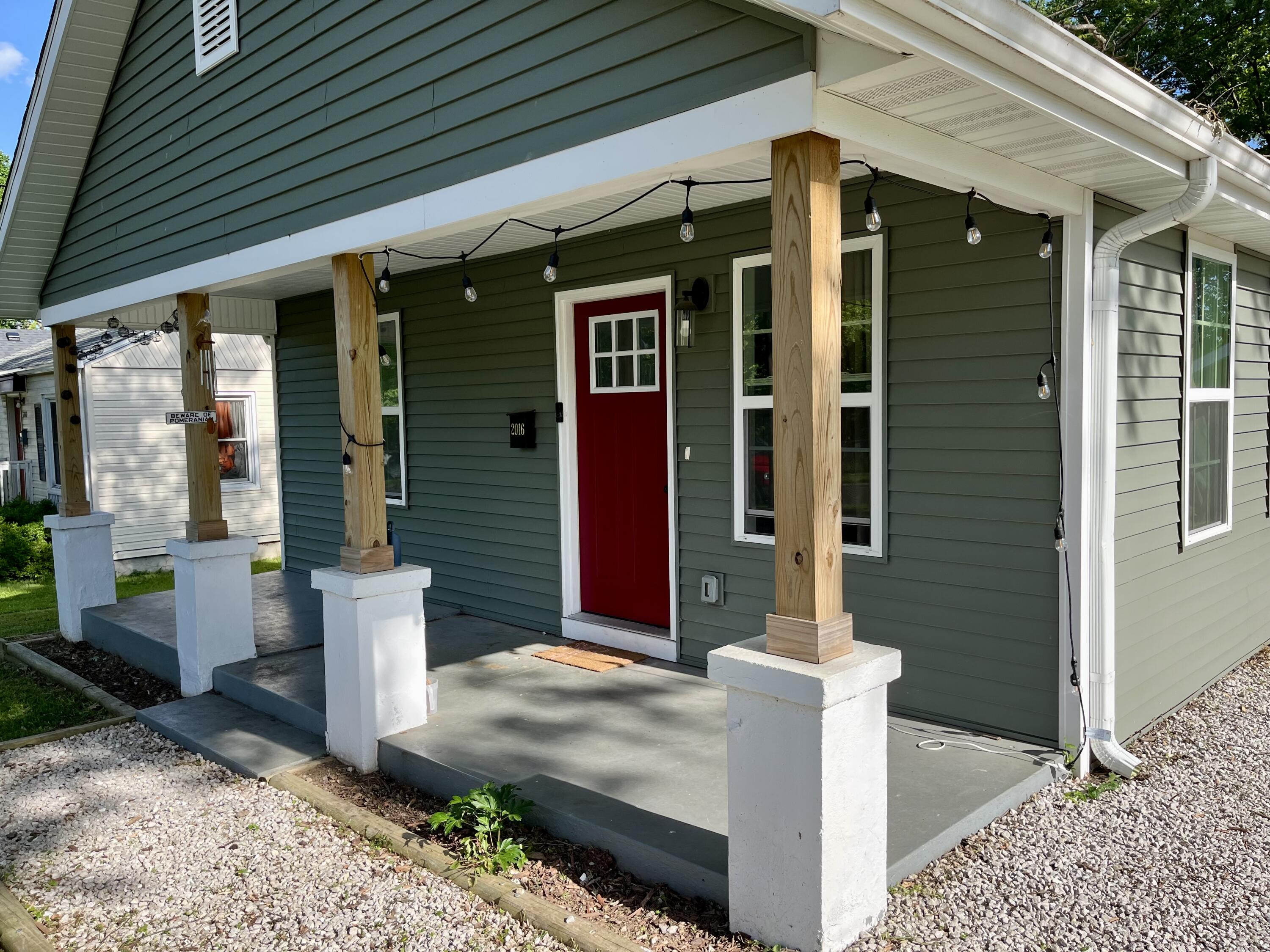 2016 West Olive Street Property Photo 4