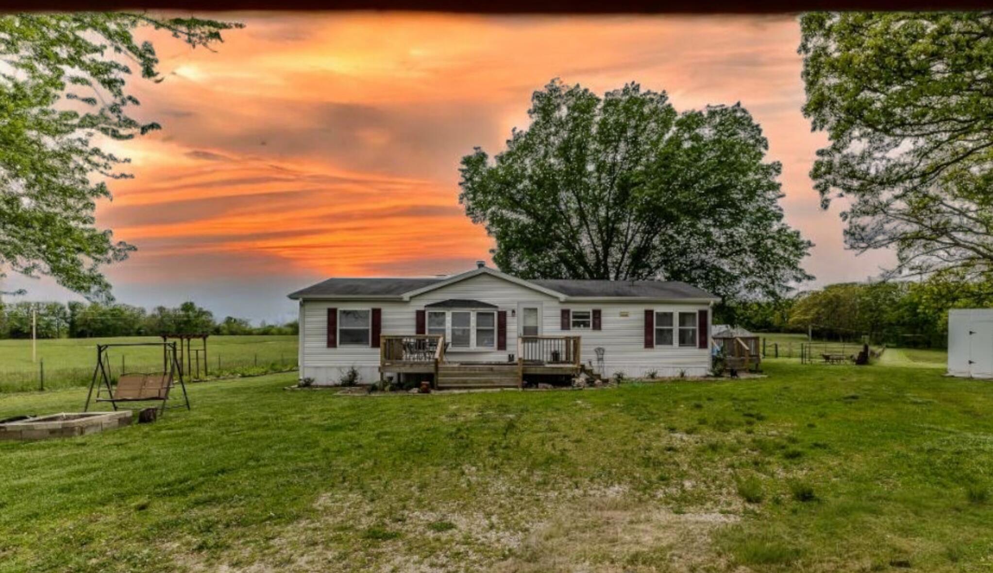 27 State Road West Property Photo