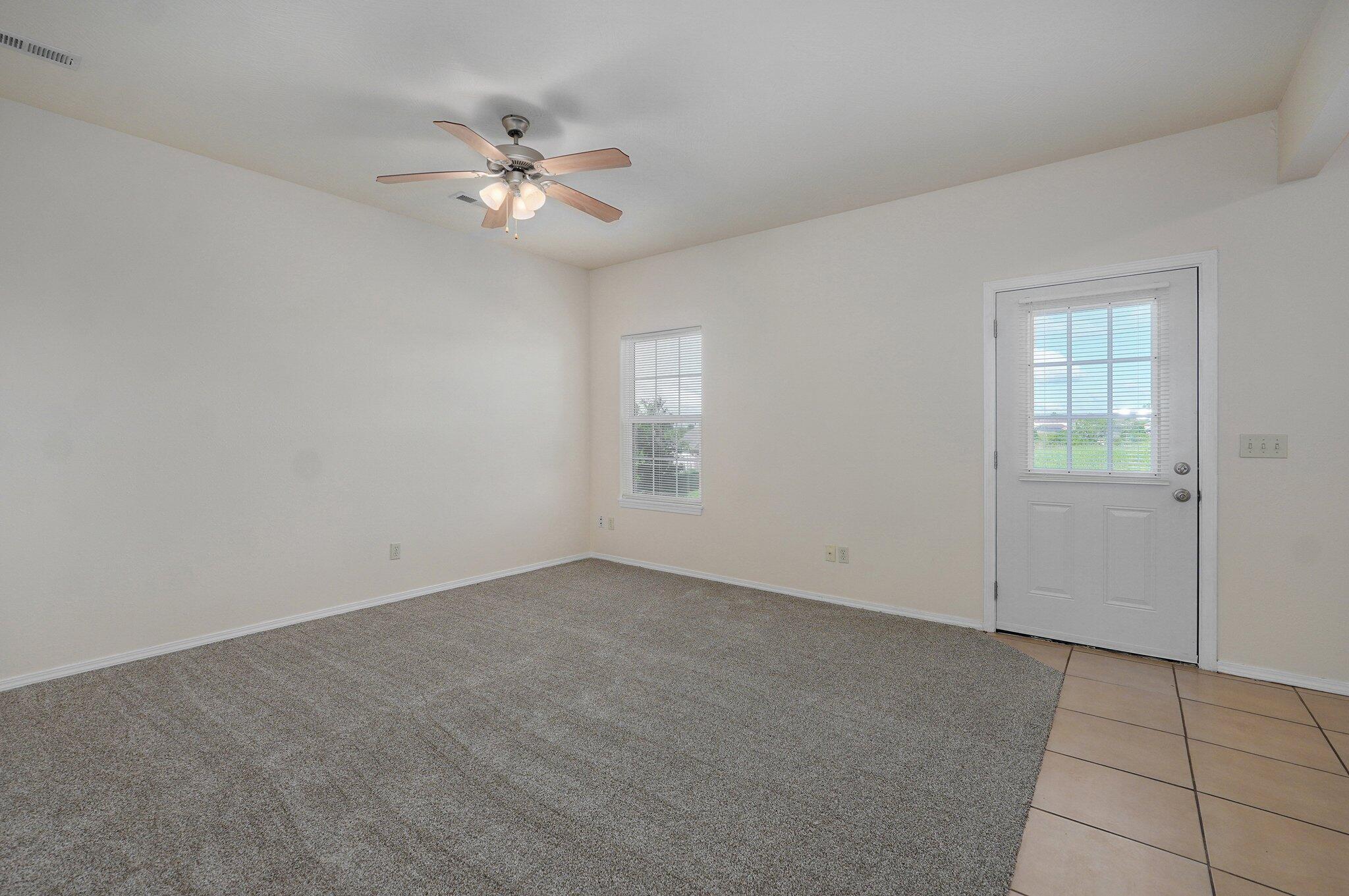 1105-1107 North Missouri Drive Property Photo 6