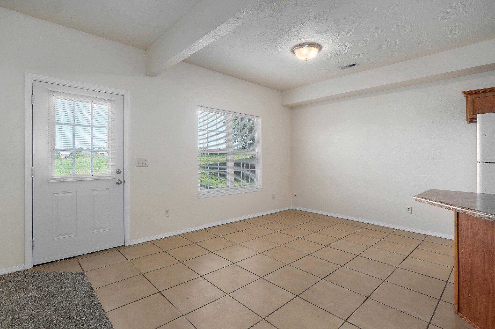 1105-1107 North Missouri Drive Property Photo 10