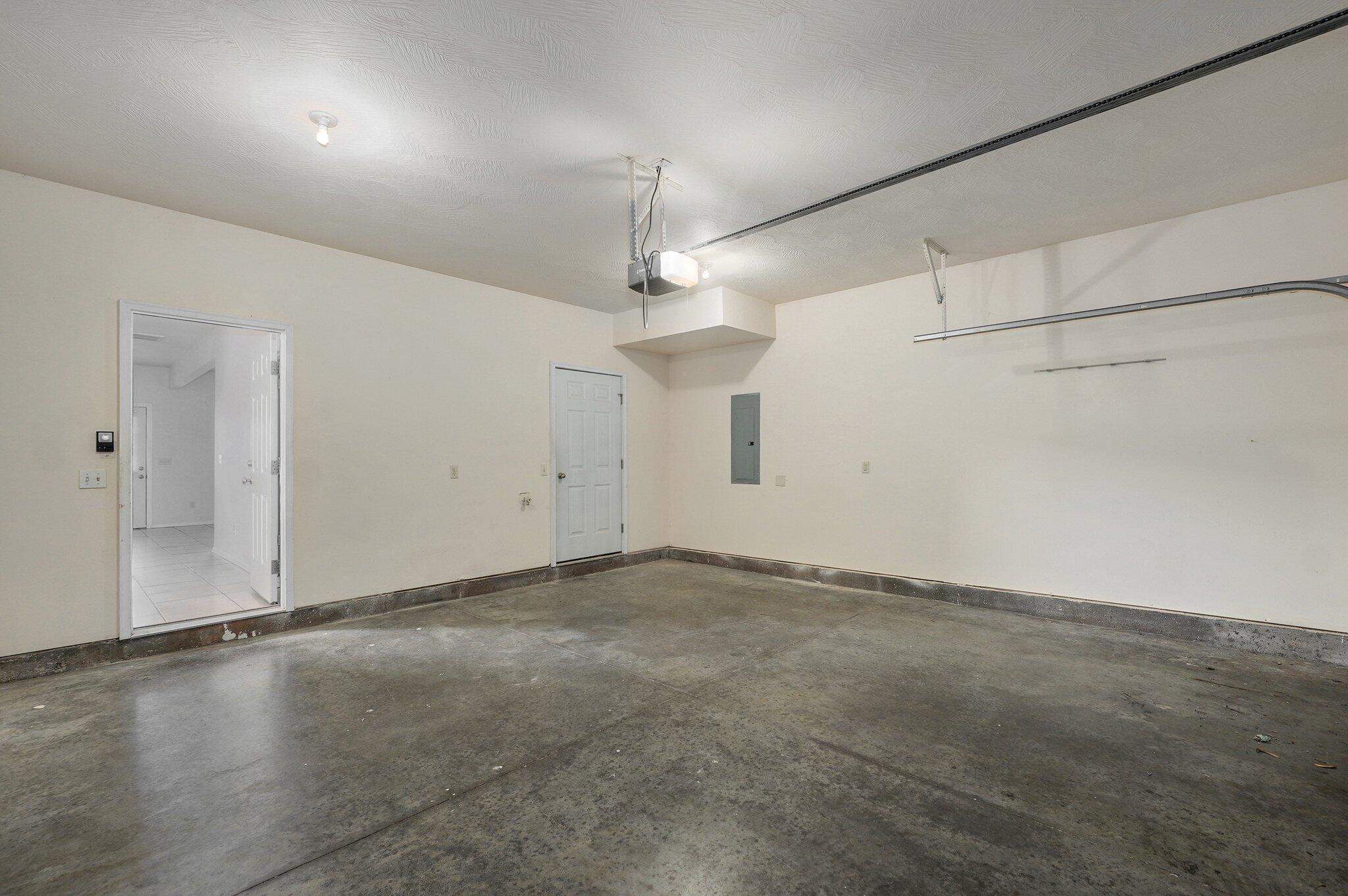 1105-1107 North Missouri Drive Property Photo 24