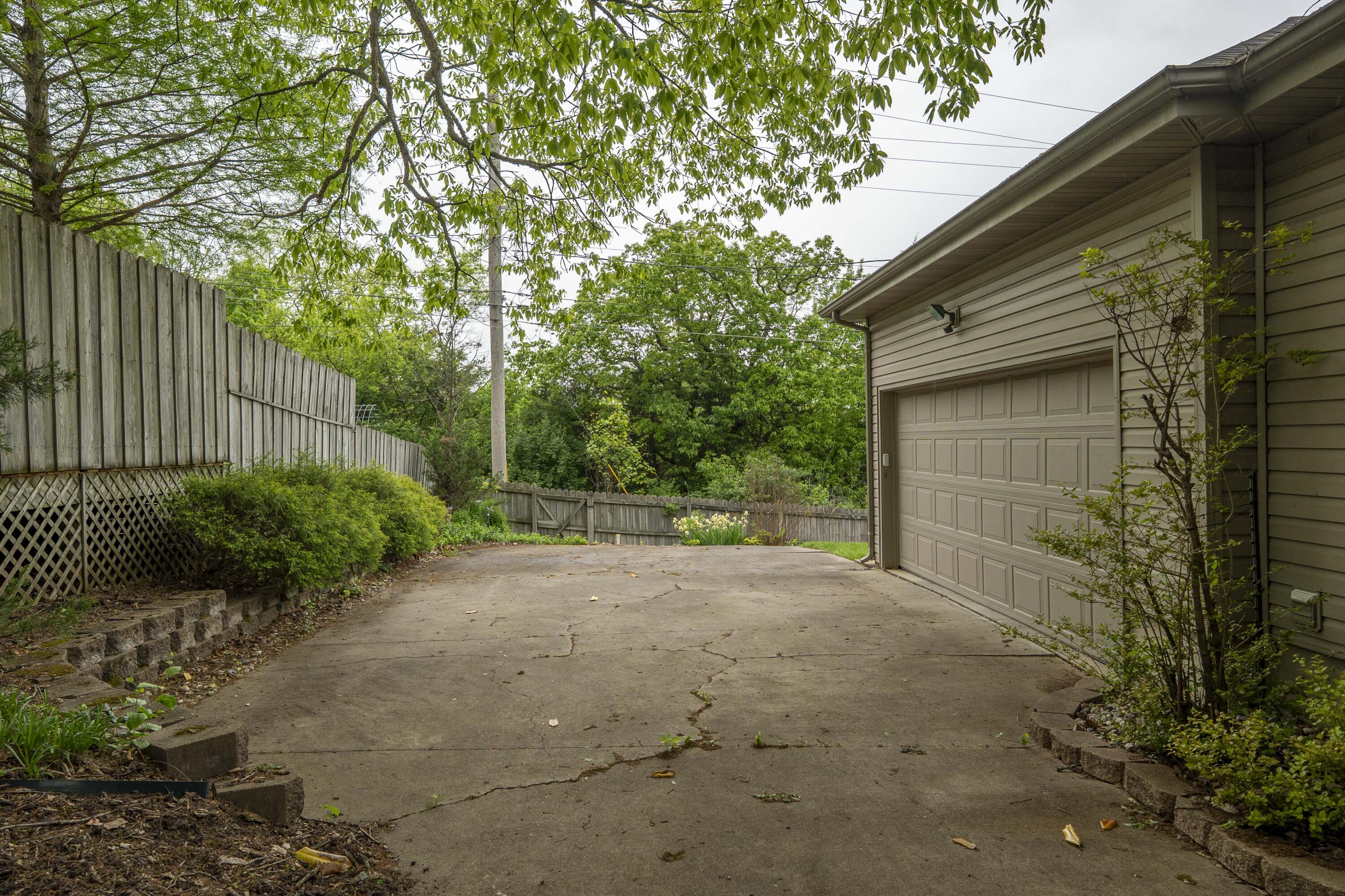 5425 South Westwood Avenue Property Photo 50