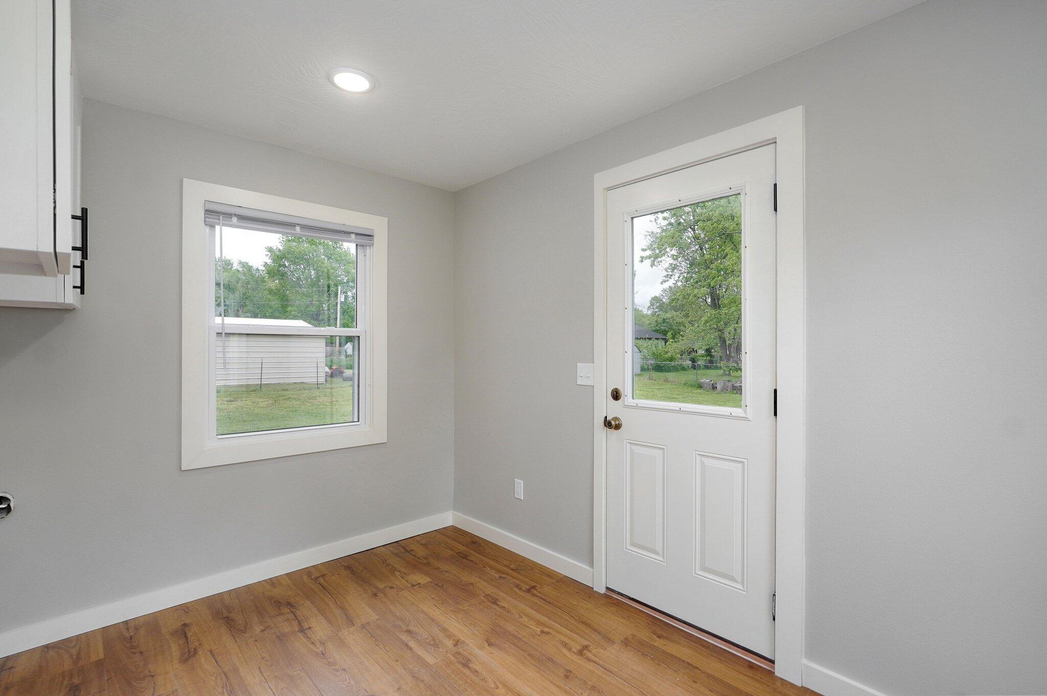 610 Chicago Avenue Property Photo 14