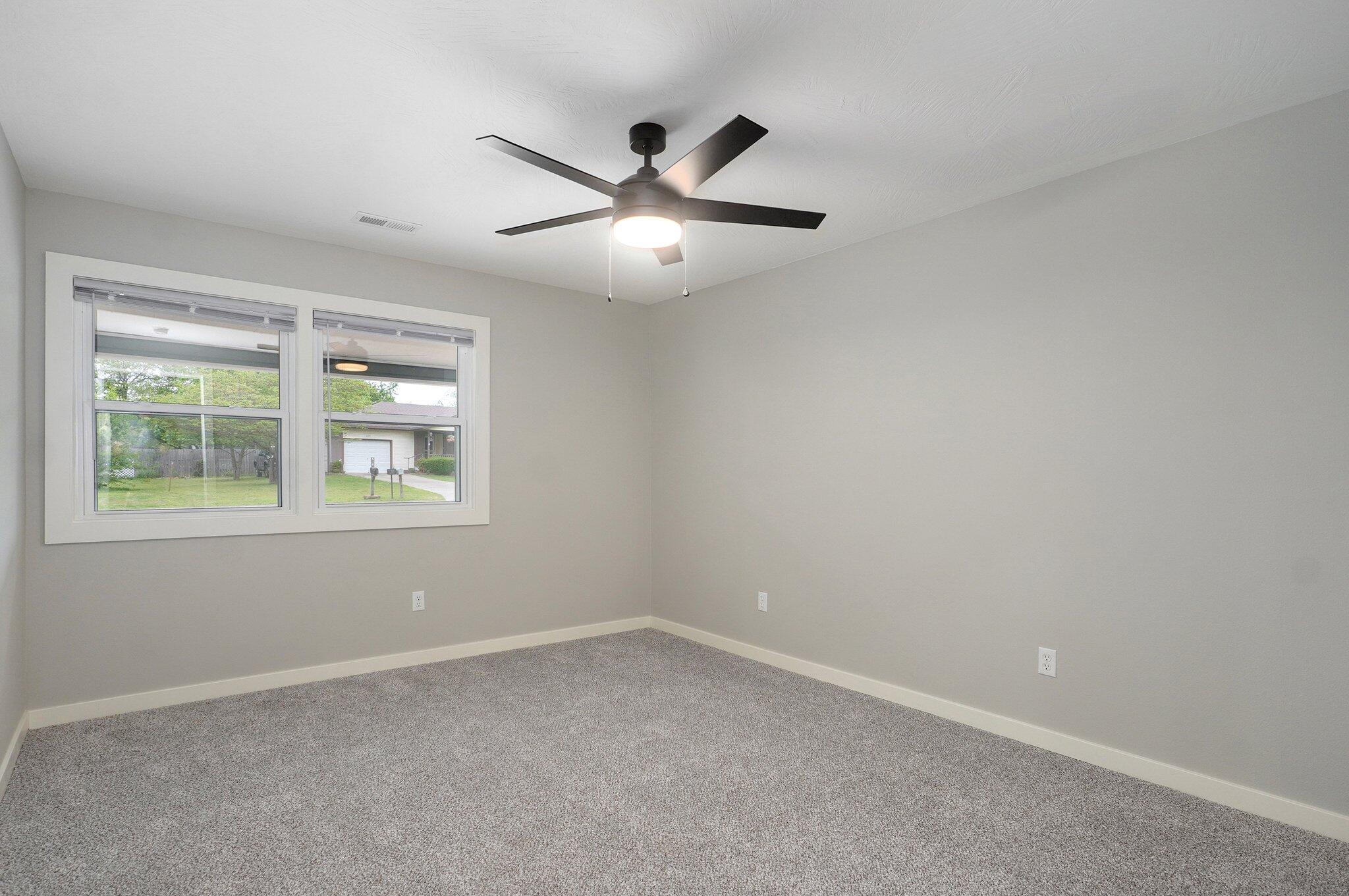 610 Chicago Avenue Property Photo 20