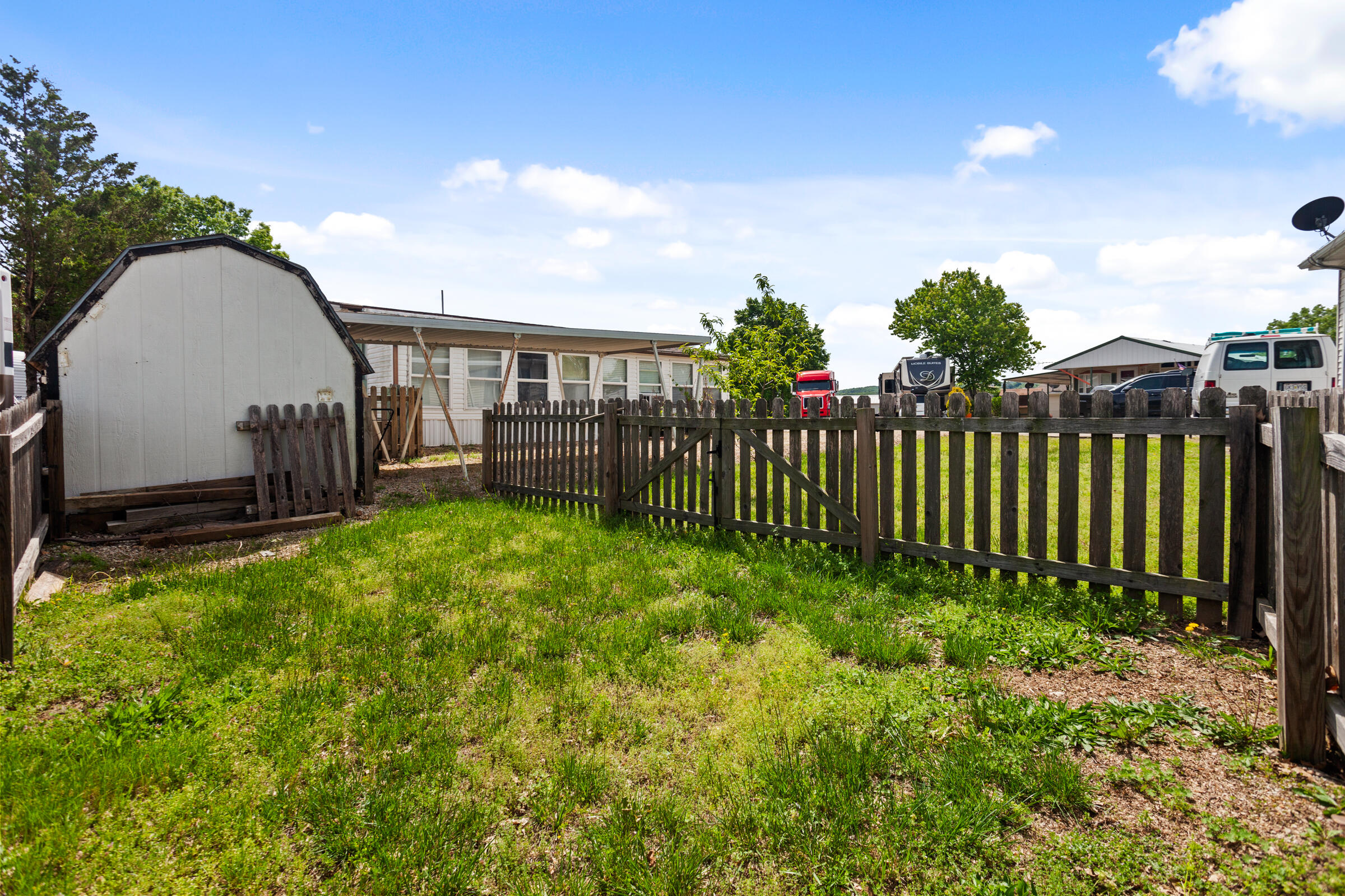 115 Hilltop Circle Property Photo 24