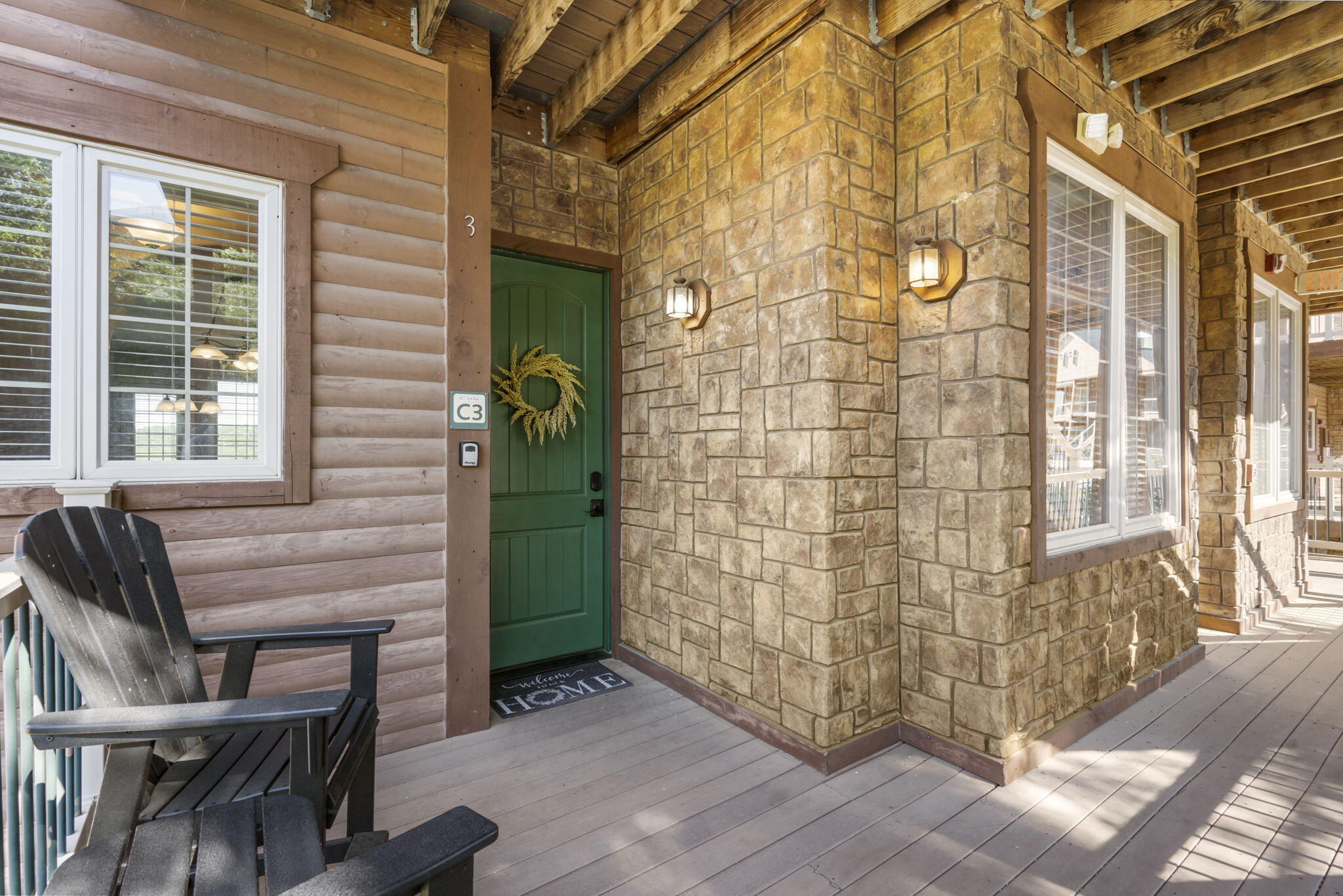 15 Stone Cliff Circle Property Photo 8