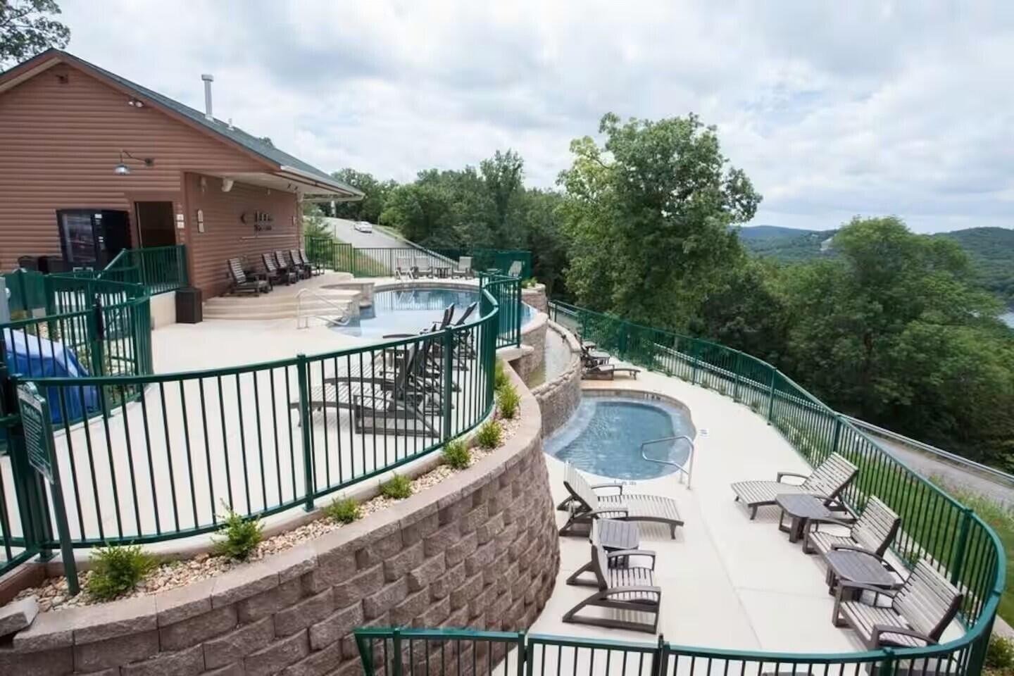 15 Stone Cliff Circle Property Photo 48