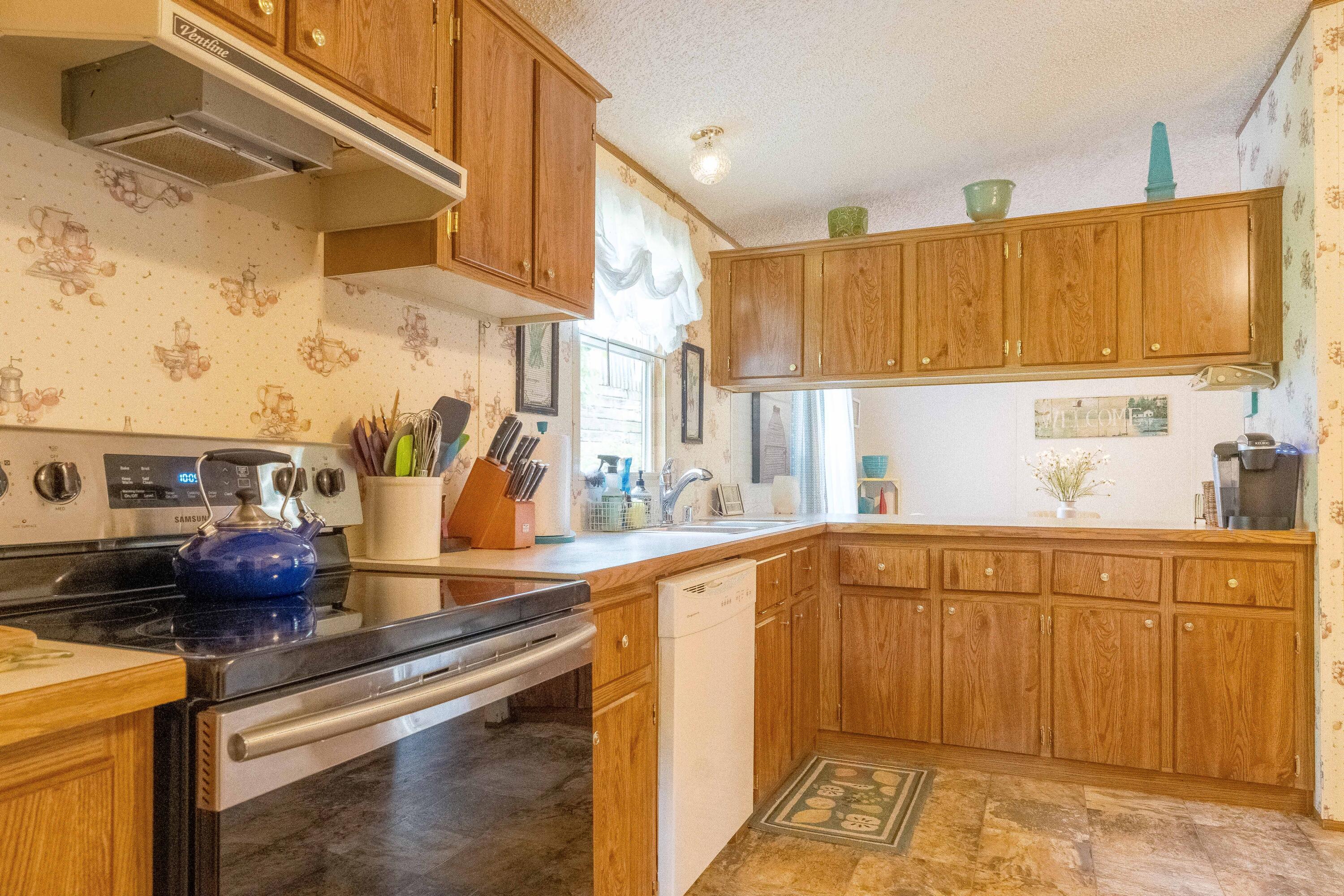 86 Stonemont Road Property Photo 17