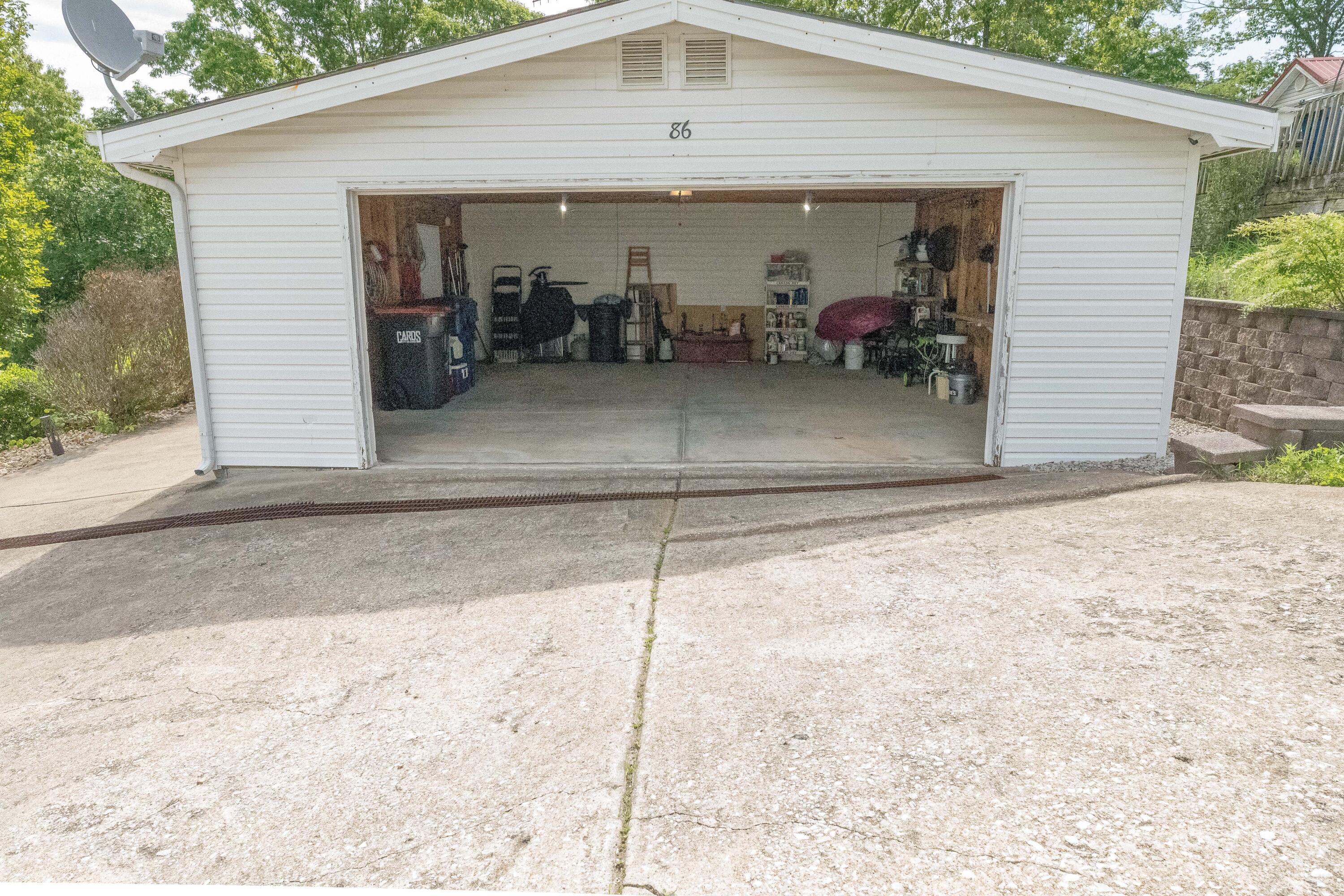 86 Stonemont Road Property Photo 30