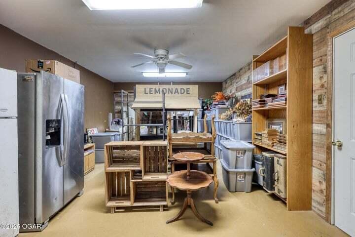 8637 Oxbow Lane Property Photo 15