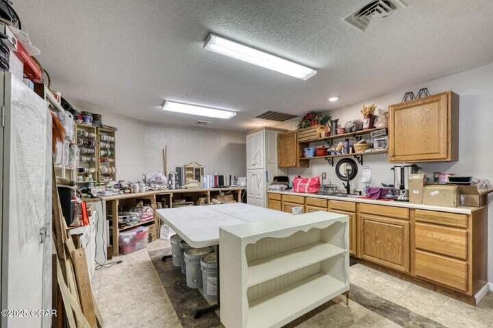 8637 Oxbow Lane Property Photo 18