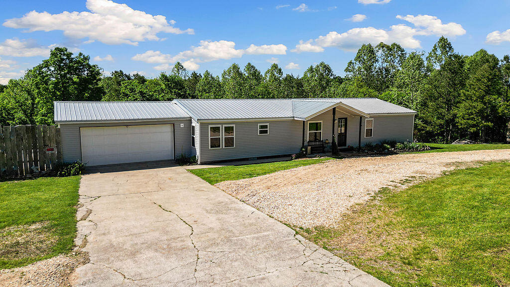 2749 Route K South Property Photo 7