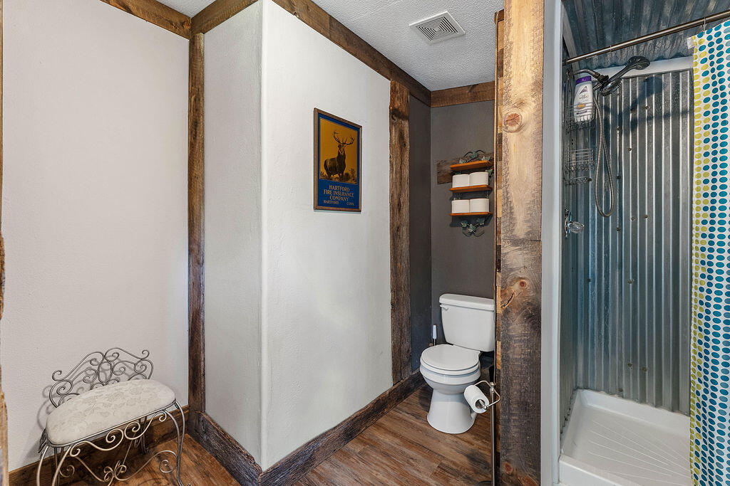 2749 Route K South Property Photo 23