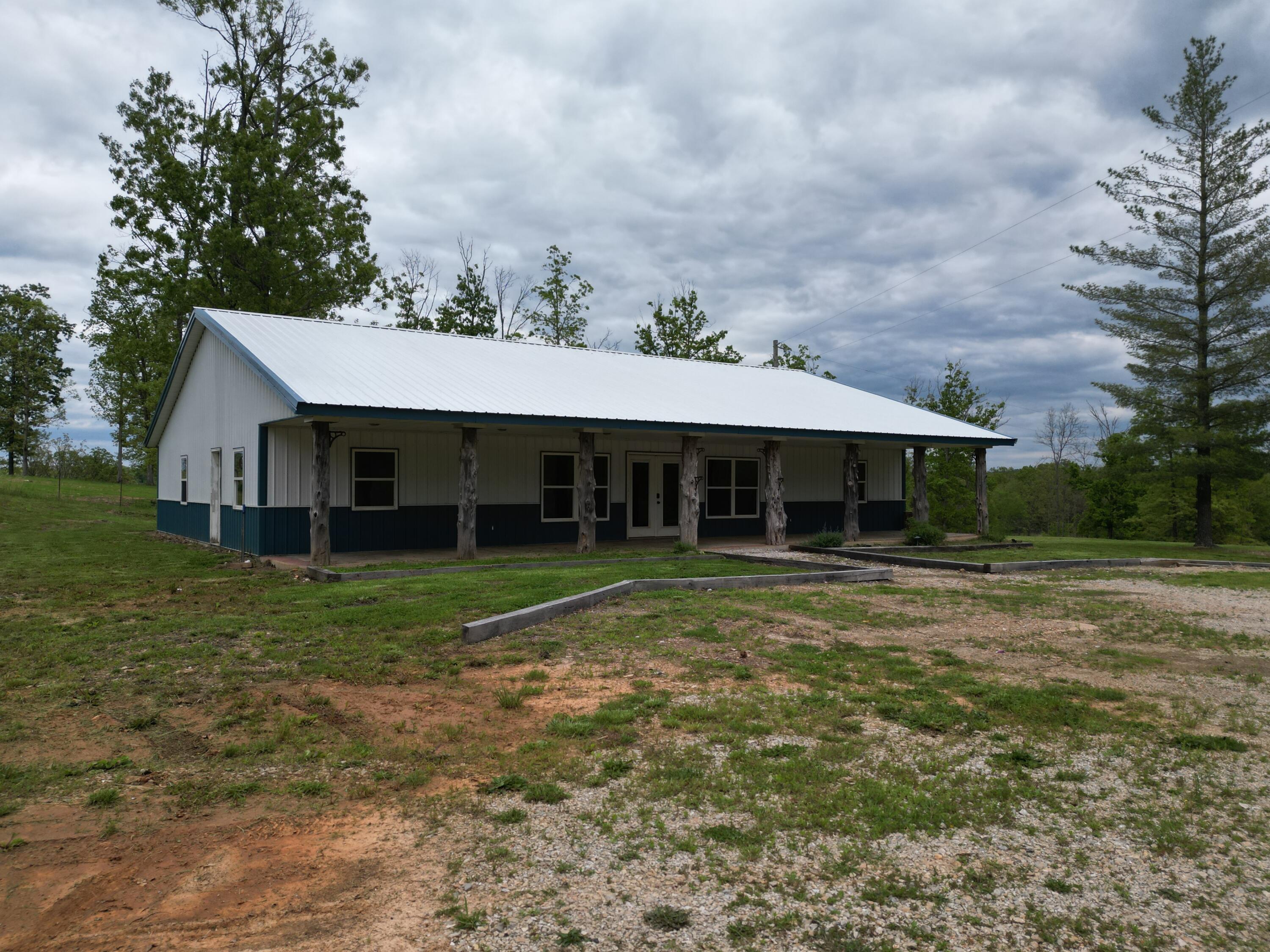 8065 Gourley Road Property Photo 2