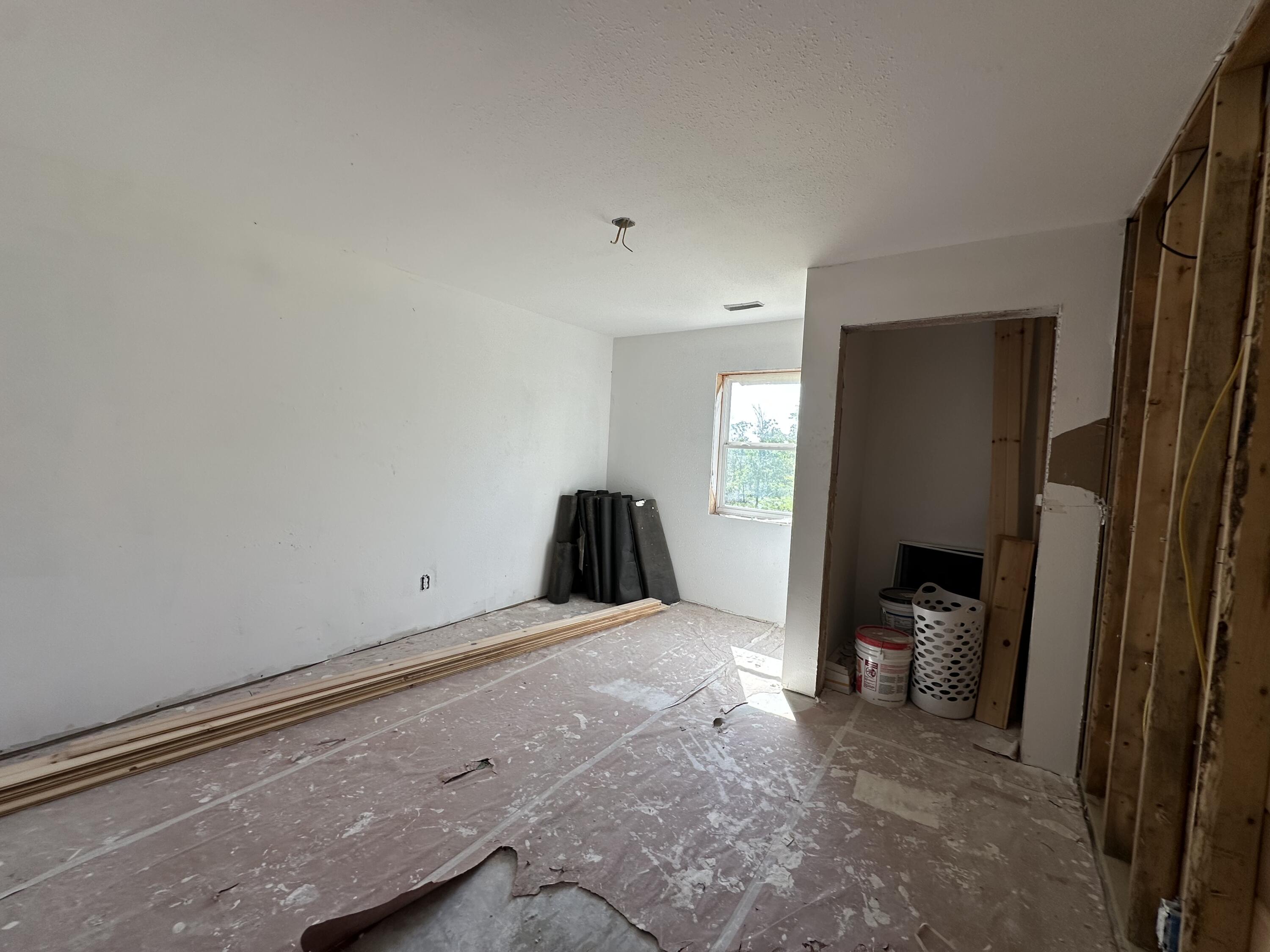 8065 Gourley Road Property Photo 13