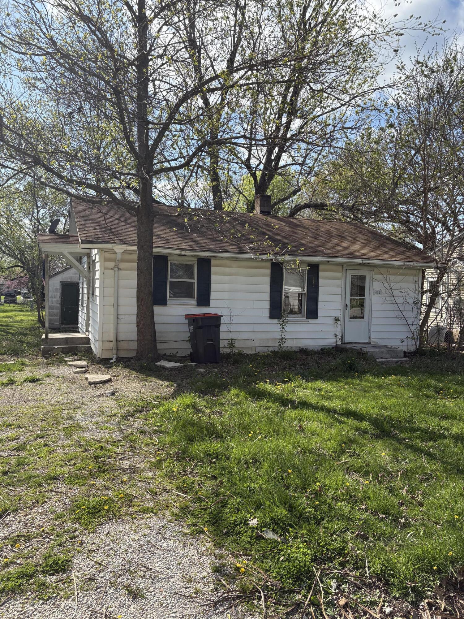 317 South Mitchell Avenue Property Photo
