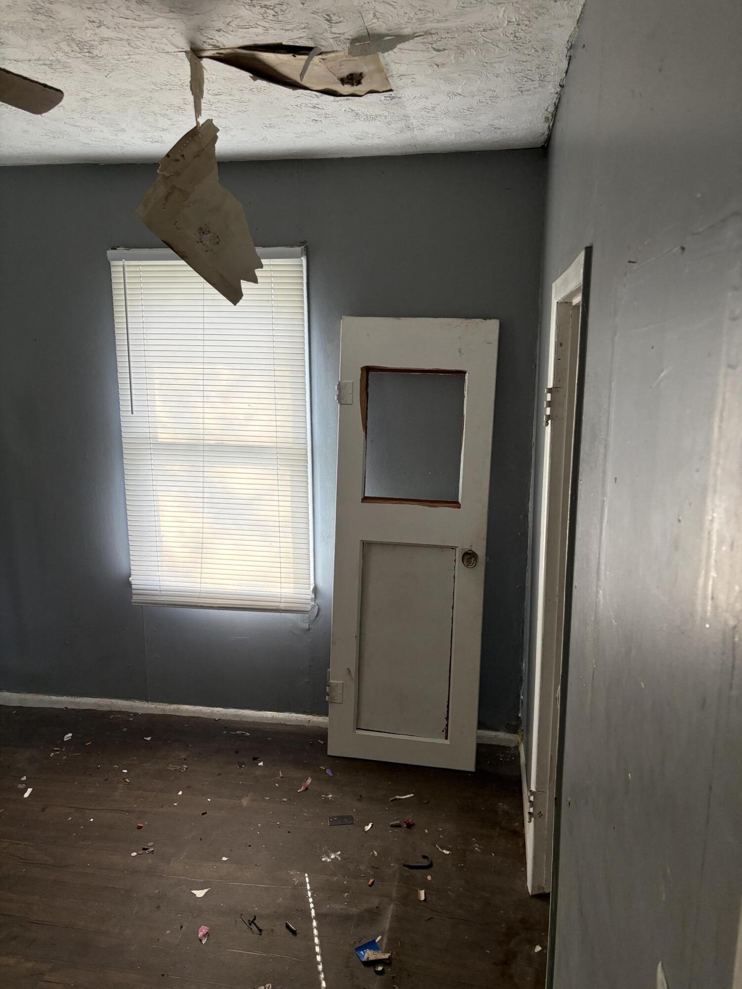 317 South Mitchell Avenue Property Photo 15
