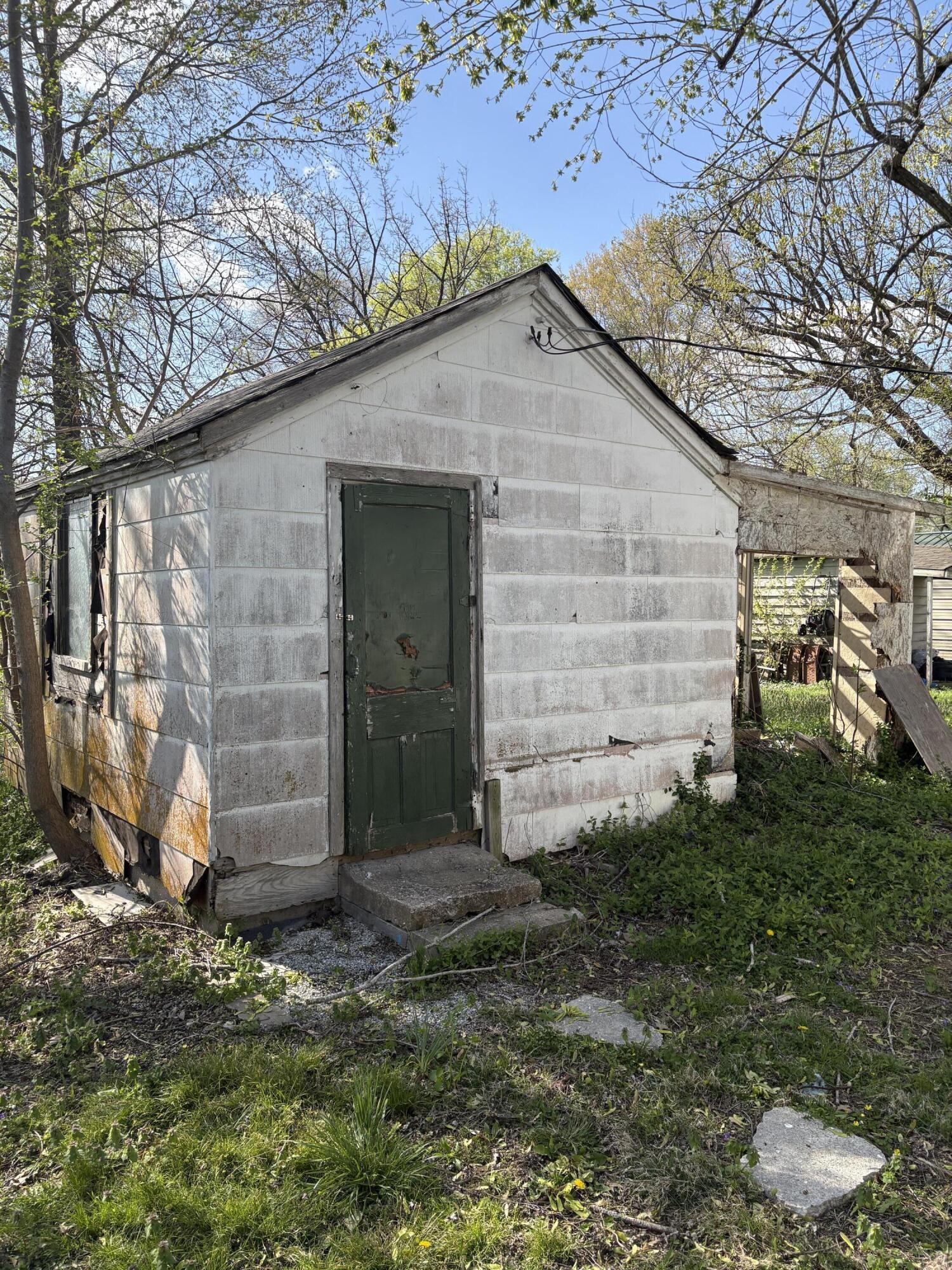 317 South Mitchell Avenue Property Photo 18