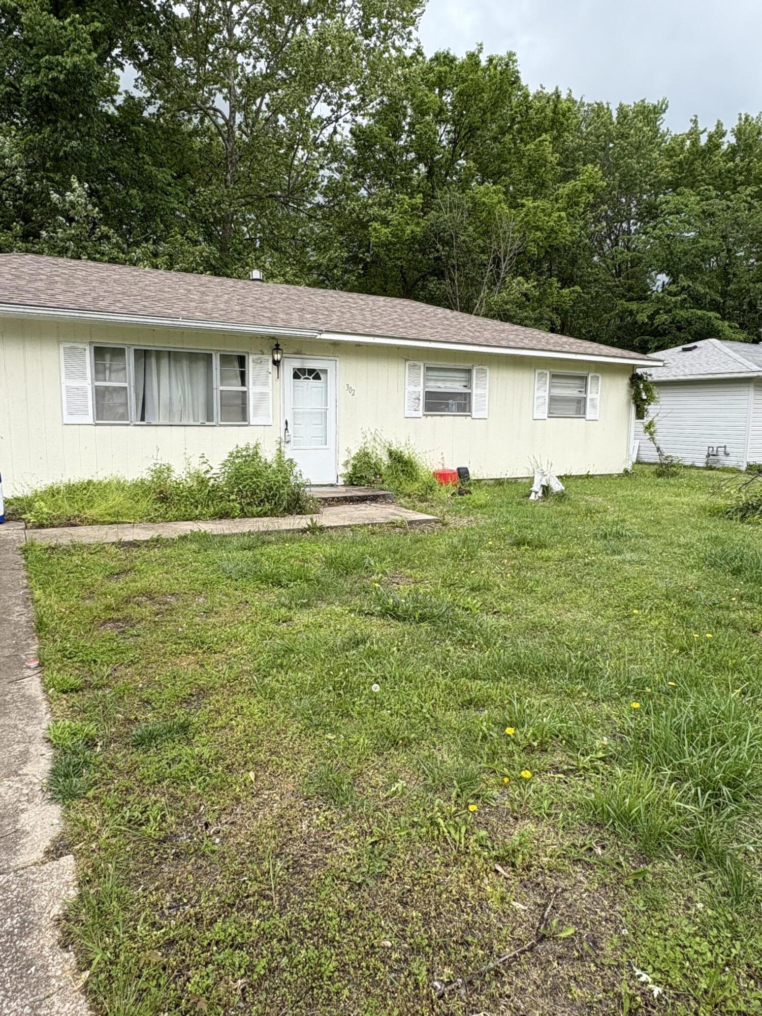 302 St James Property Photo 1