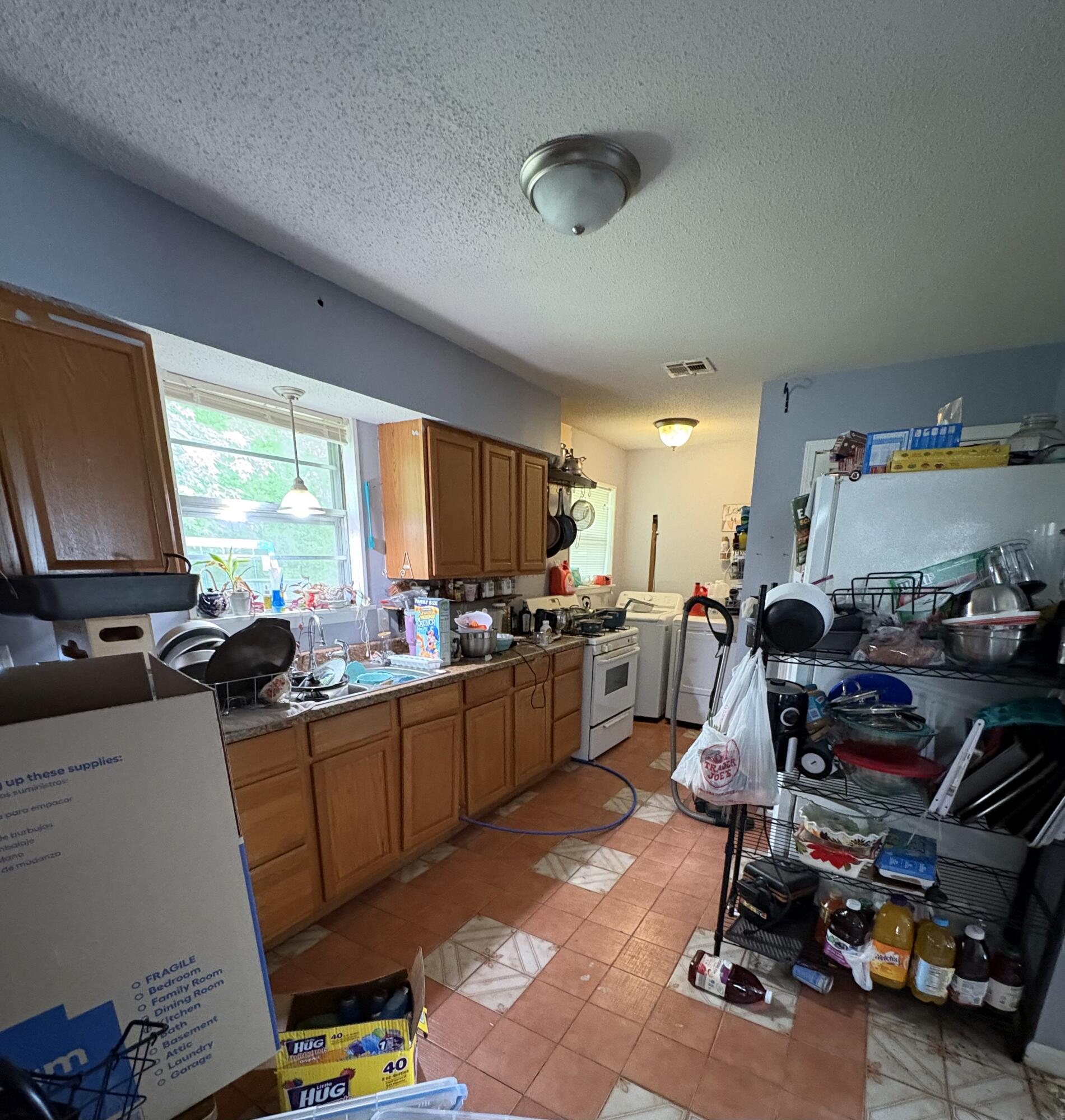 302 St James Property Photo 4
