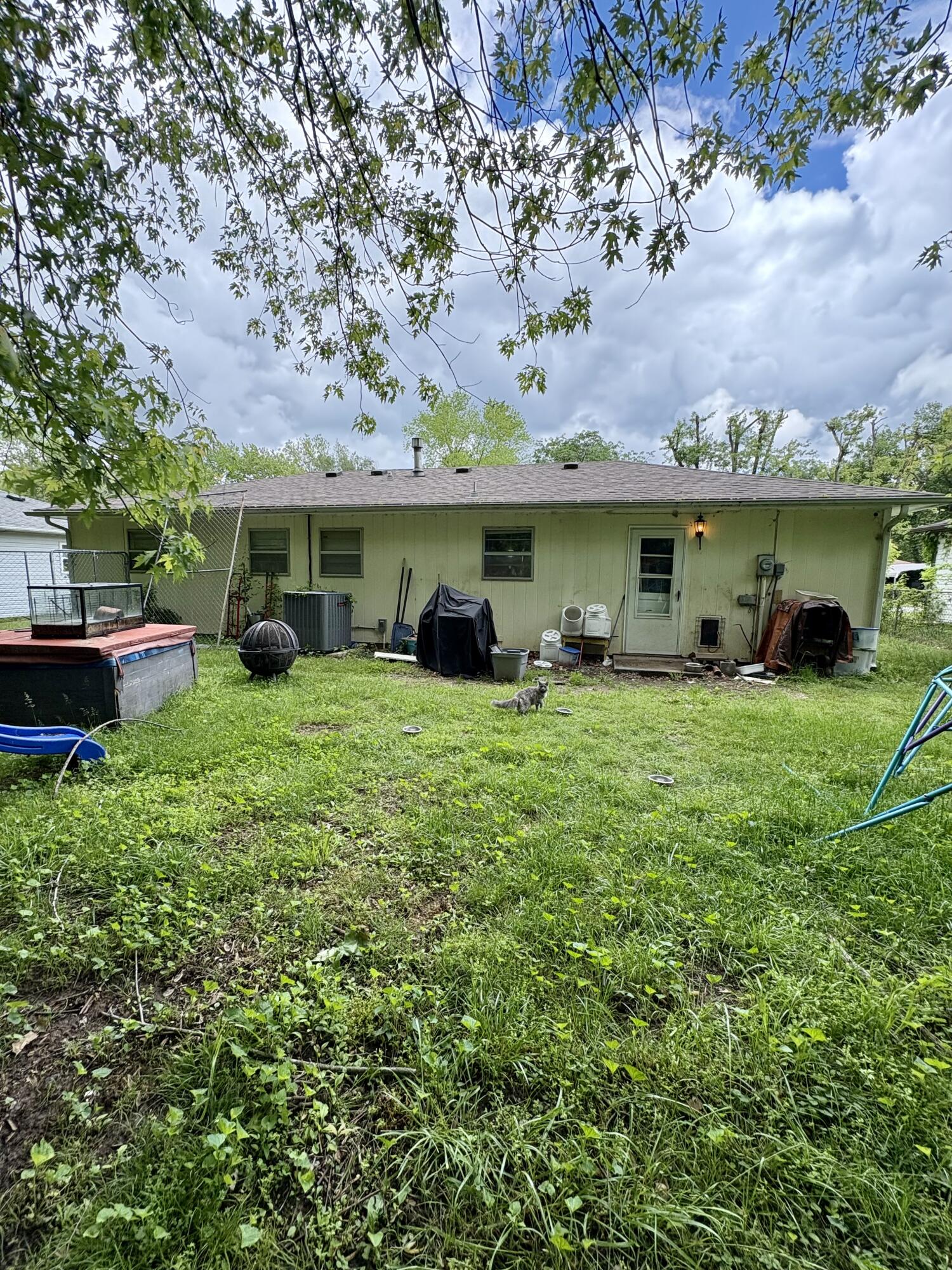 302 St James Property Photo 7