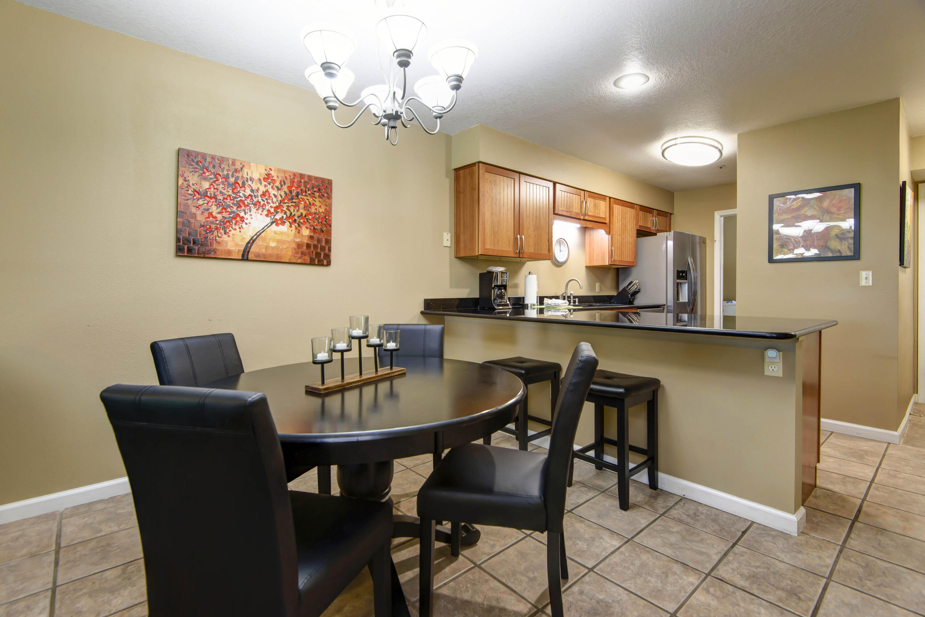 186 Bunker Ridge Drive Property Photo 4