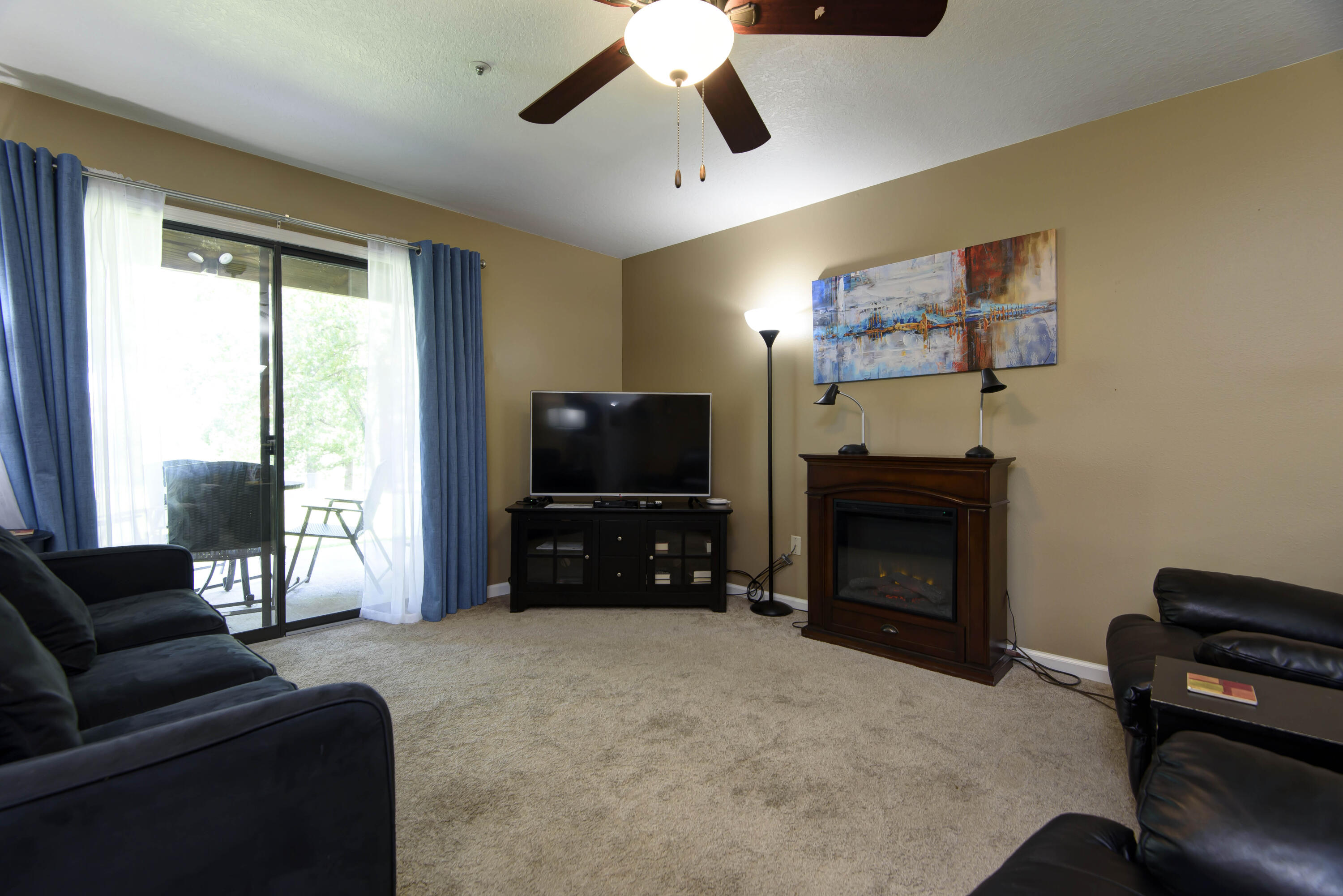 186 Bunker Ridge Drive Property Photo 14