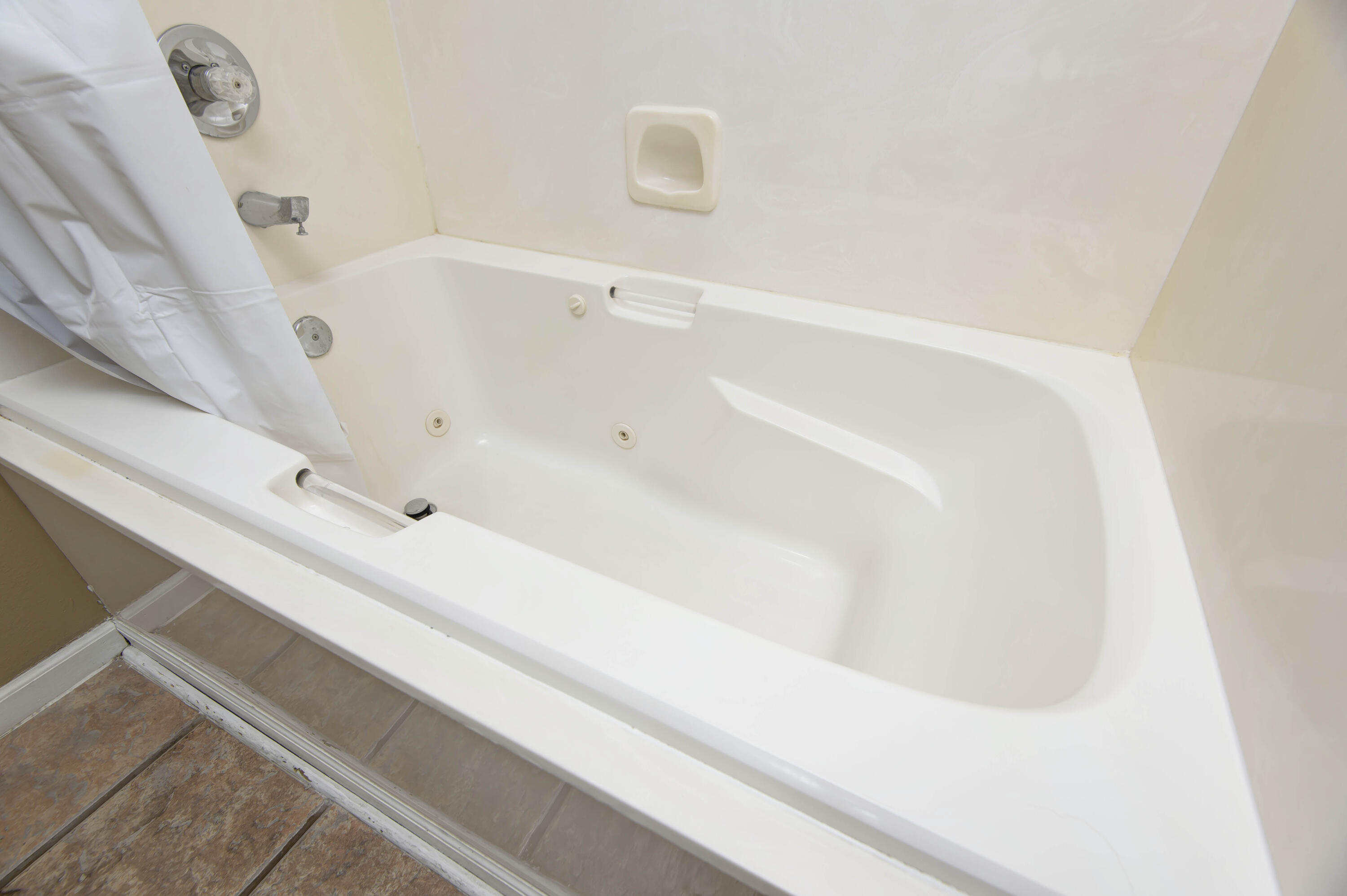 186 Bunker Ridge Drive Property Photo 18