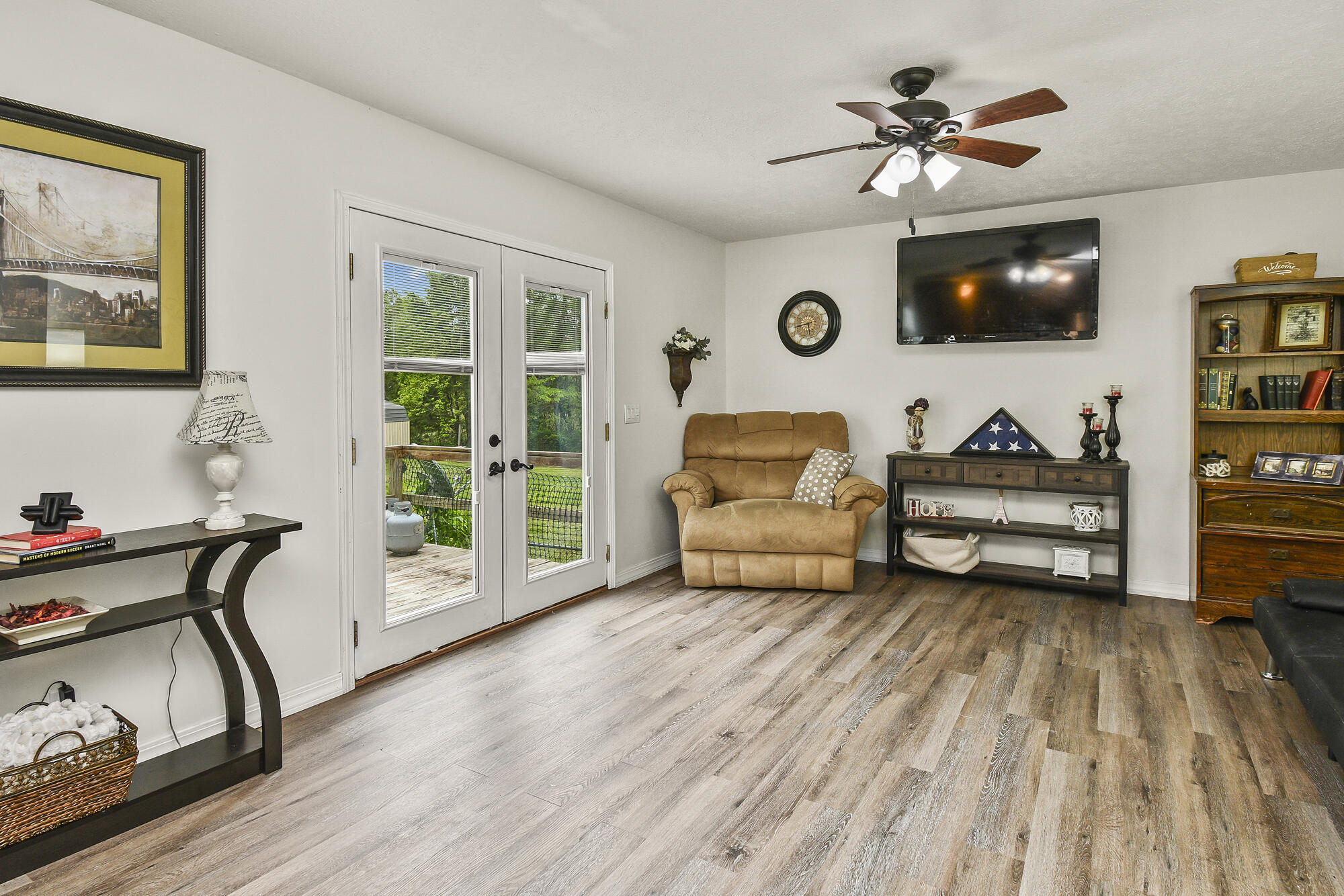 6440 State Highway B Property Photo 8