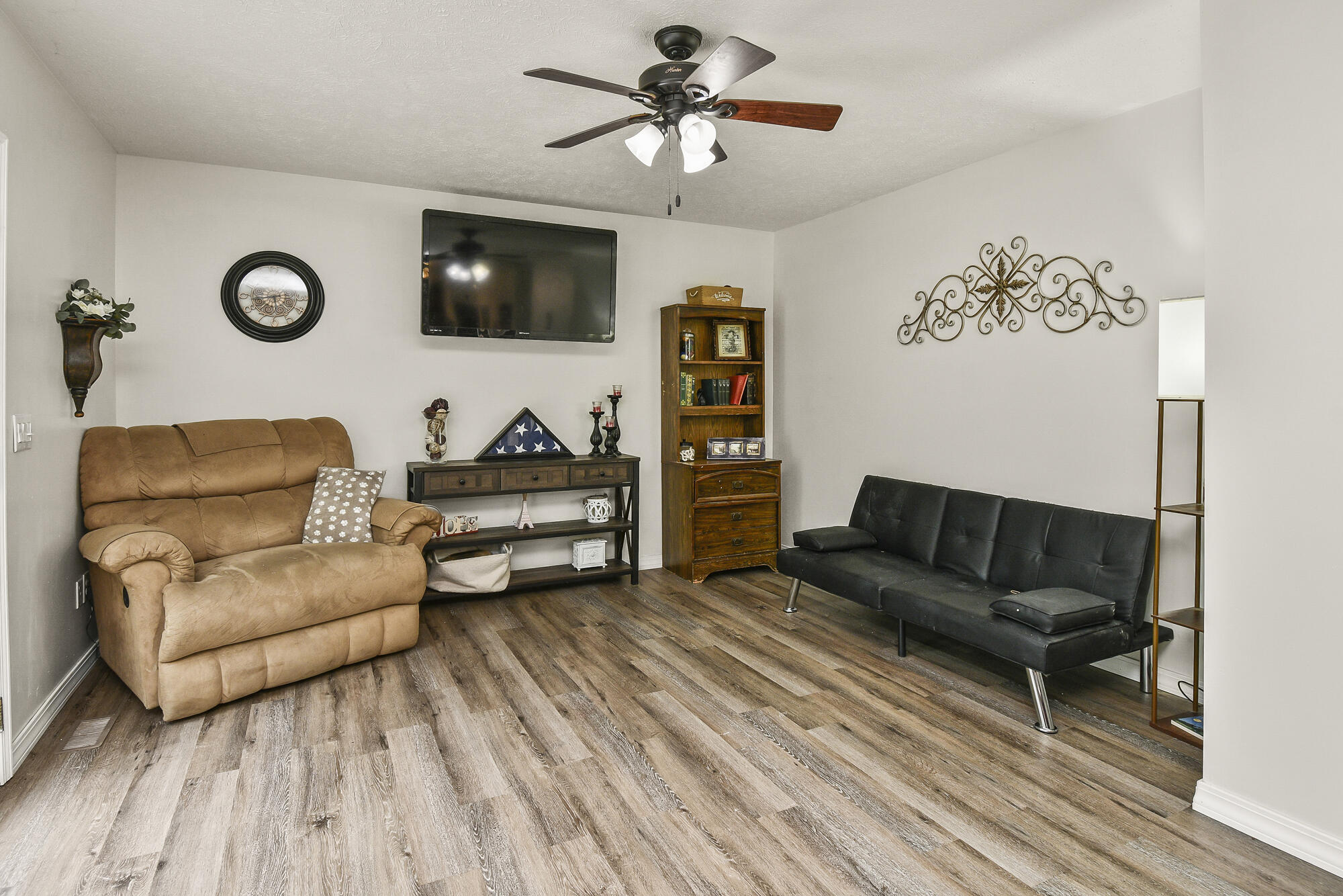 6440 State Highway B Property Photo 10