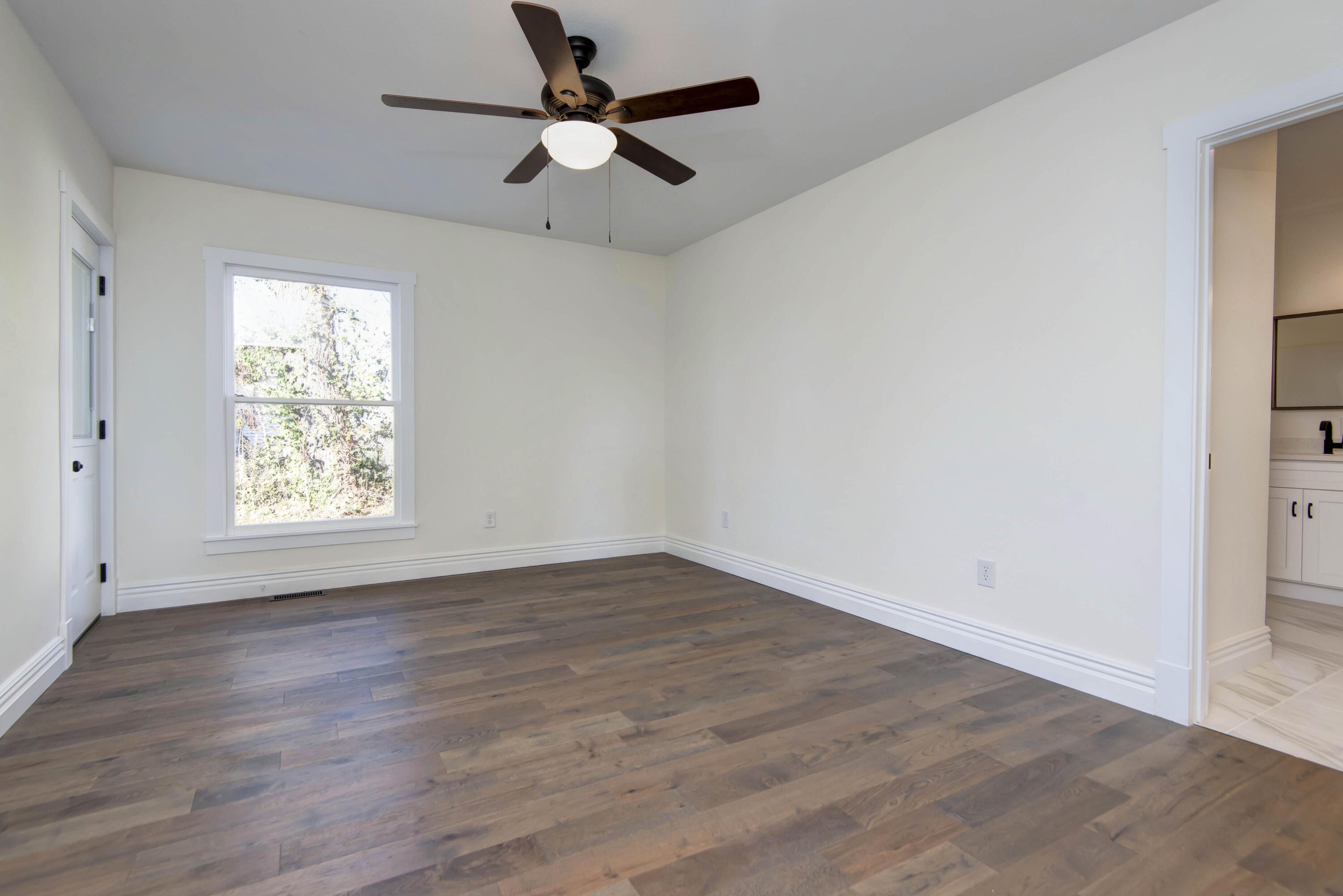 308 South 6th Avenue Property Photo 14