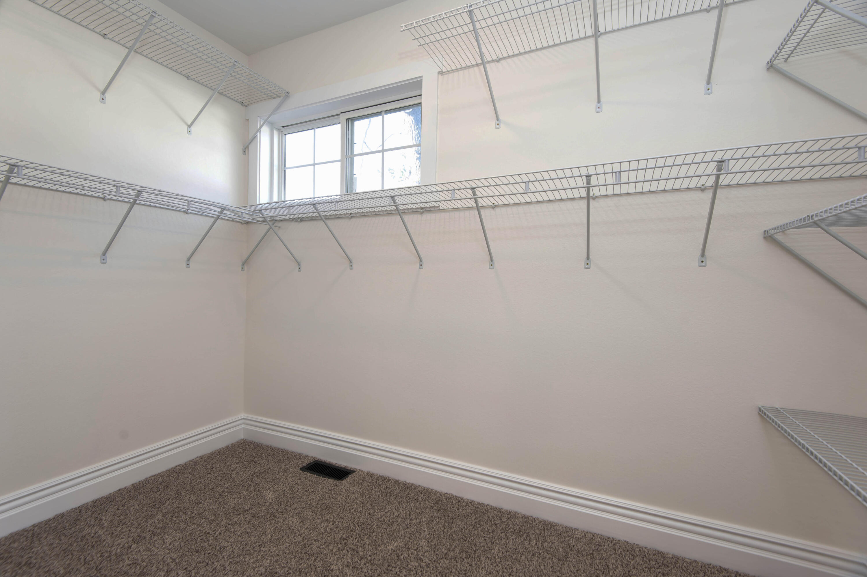 308 South 6th Avenue Property Photo 18
