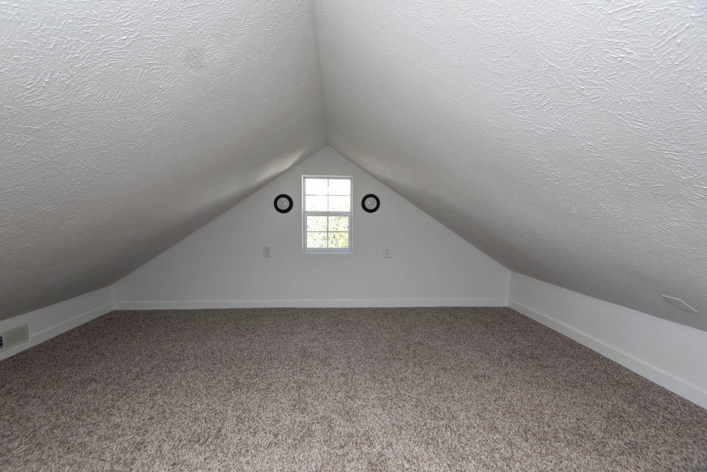 308 South 6th Avenue Property Photo 22