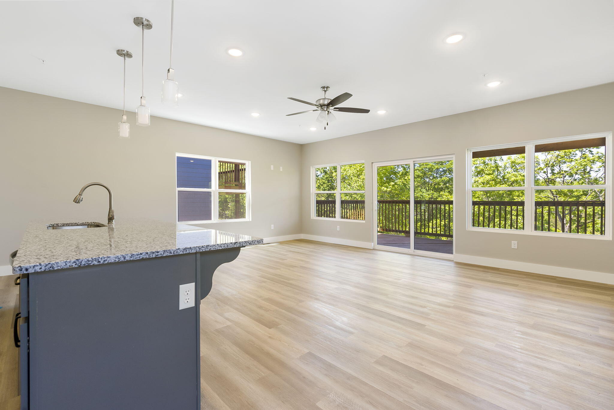 72 David Shawn Drive Property Photo 10