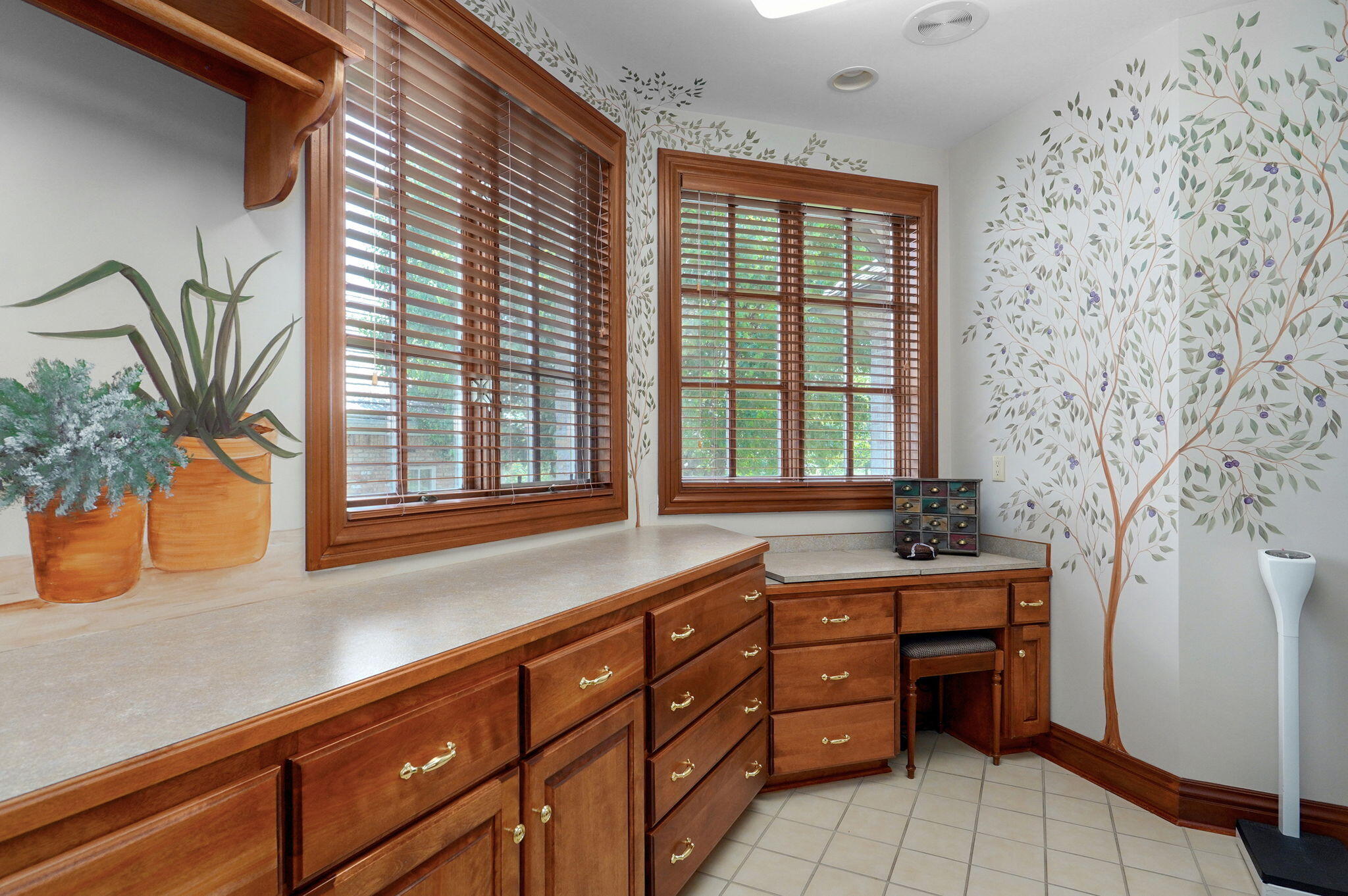 5245 South Stonehaven Drive Property Photo 30