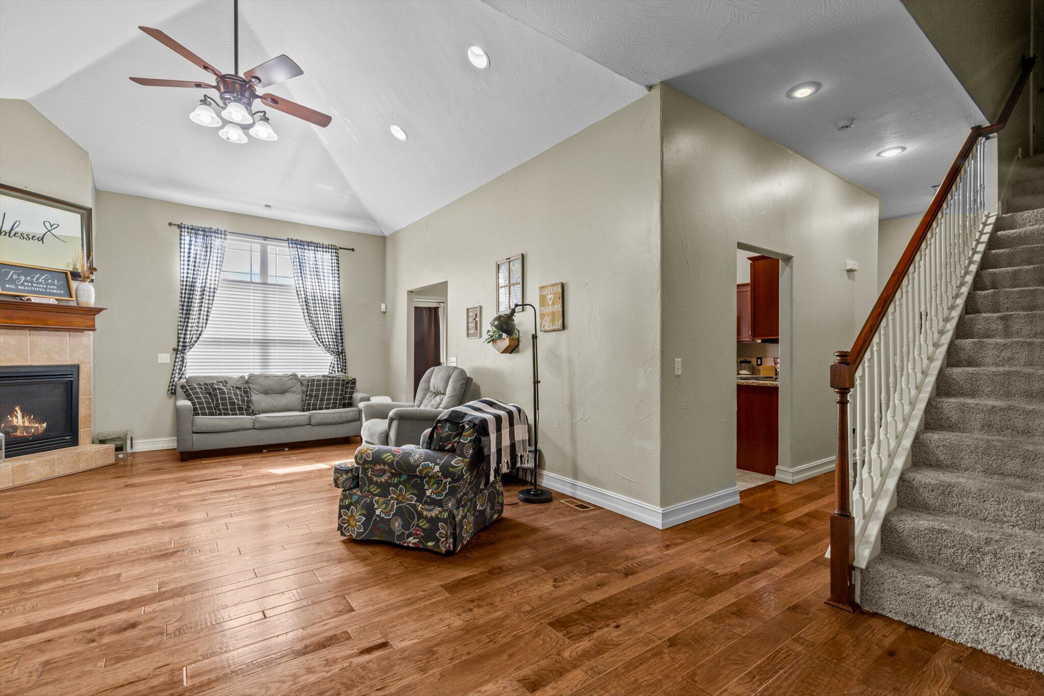 854 South Cobble Creek Boulevard Property Photo 6
