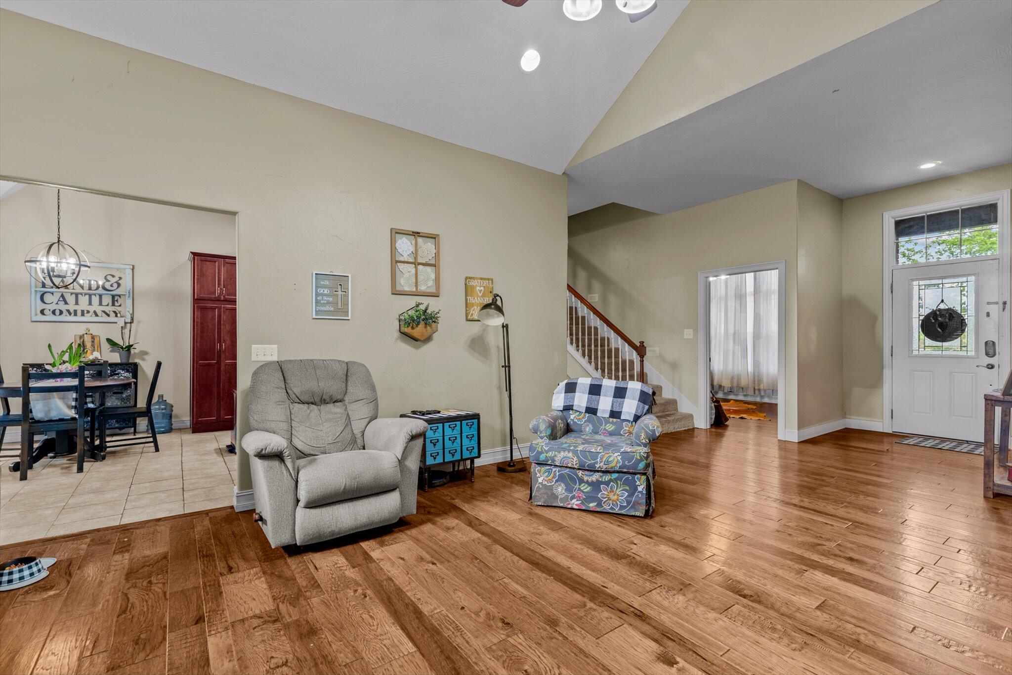 854 South Cobble Creek Boulevard Property Photo 9